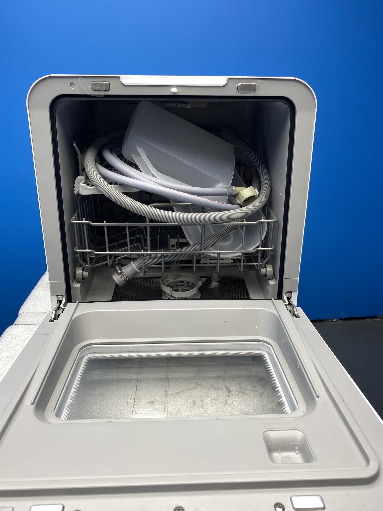 COMFEE' CDWMT305W Mini Plus Tabletop Dishwasher