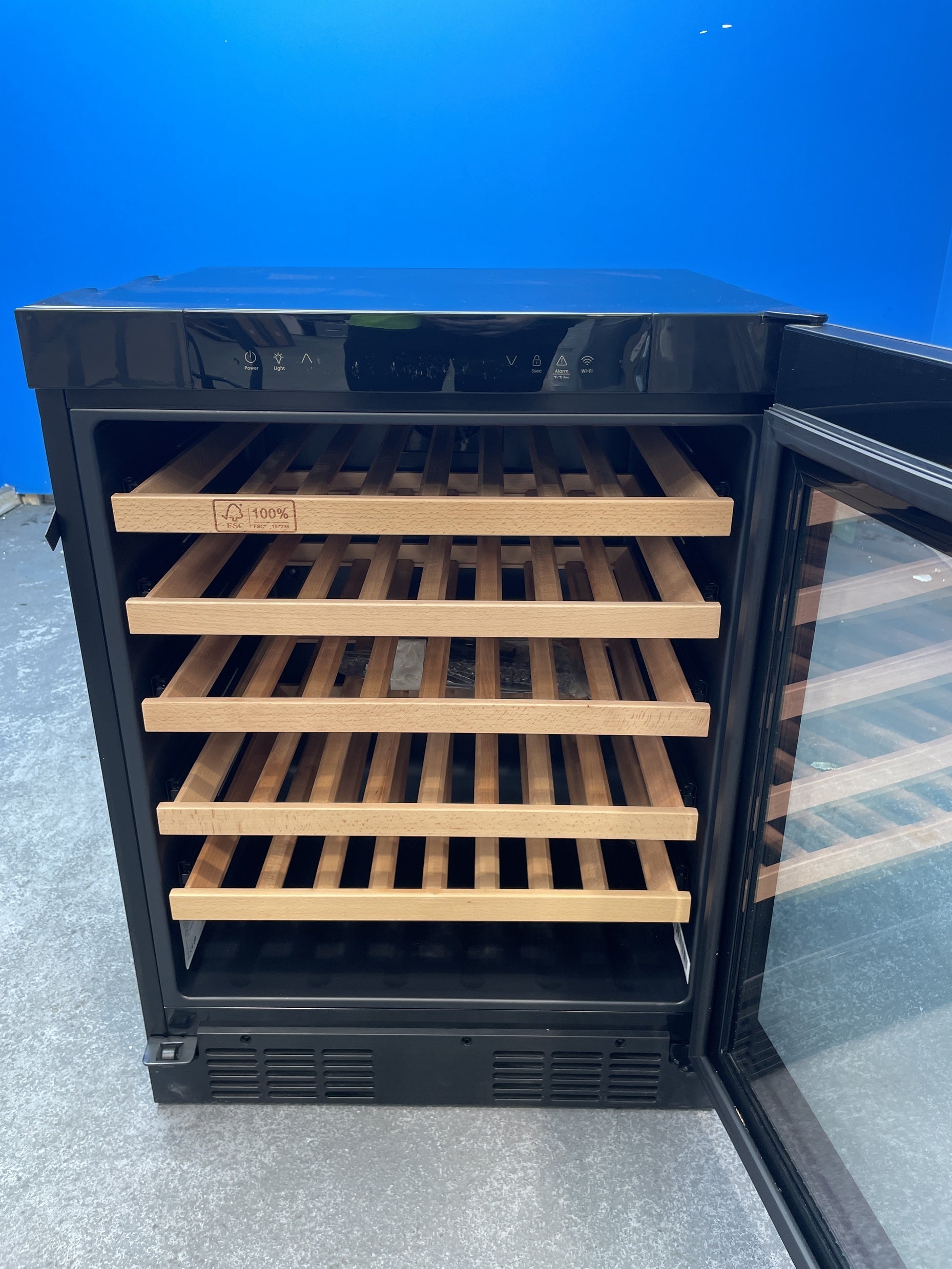 #GRC-158-056 - Hisense RW3N132GSLF Built-In 46 Bottles Wine Cooler