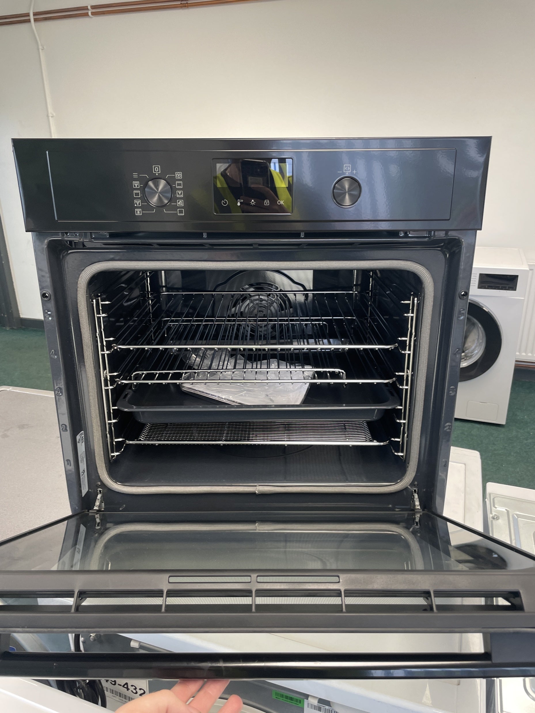 #GRC-158-215 - AEG 6000 BPX535A61B AirFry Pyrolytic Built-In Single Oven
