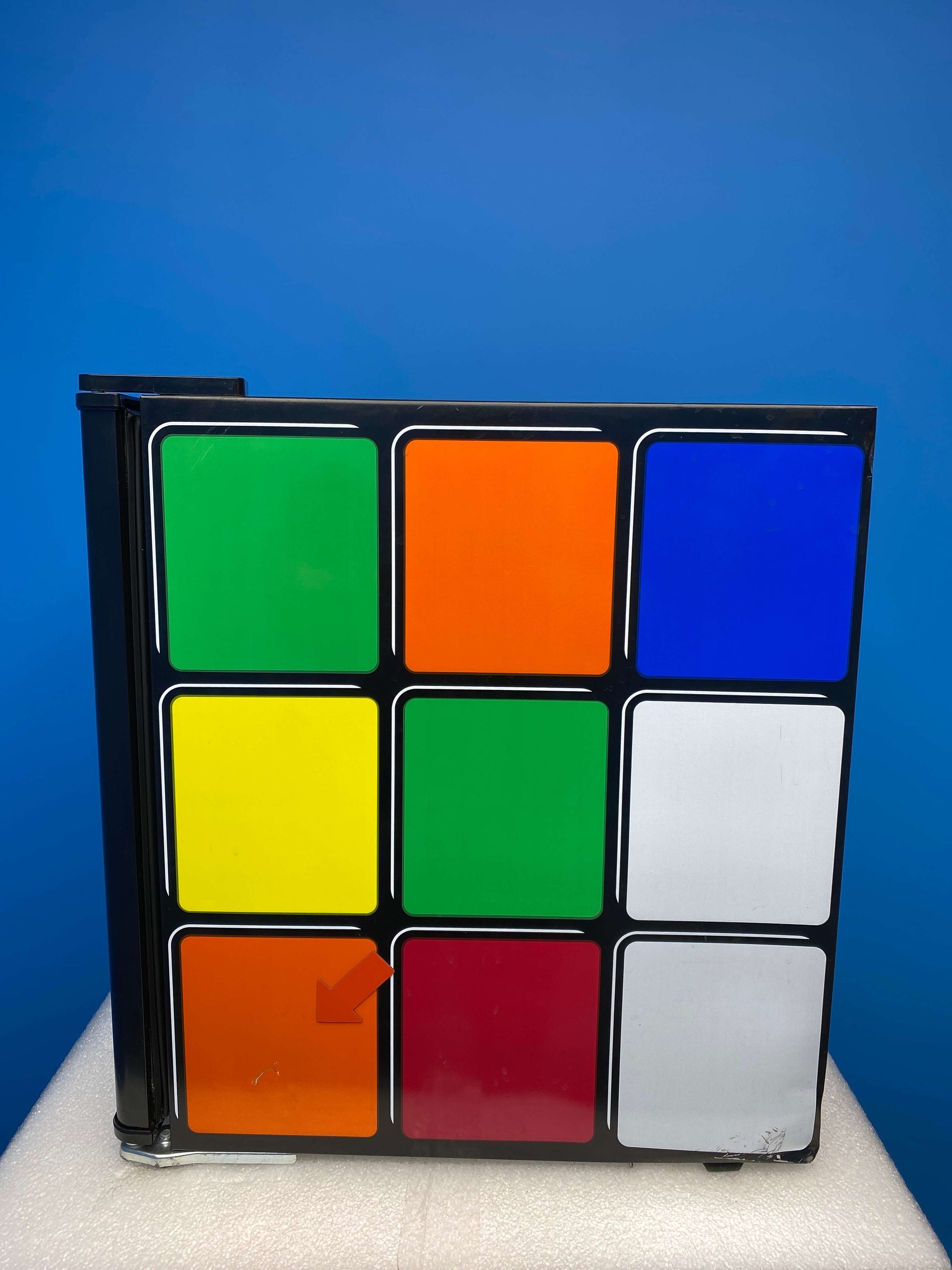 Husky HU231 43 Litre Rubiks Cube Mini Fridge