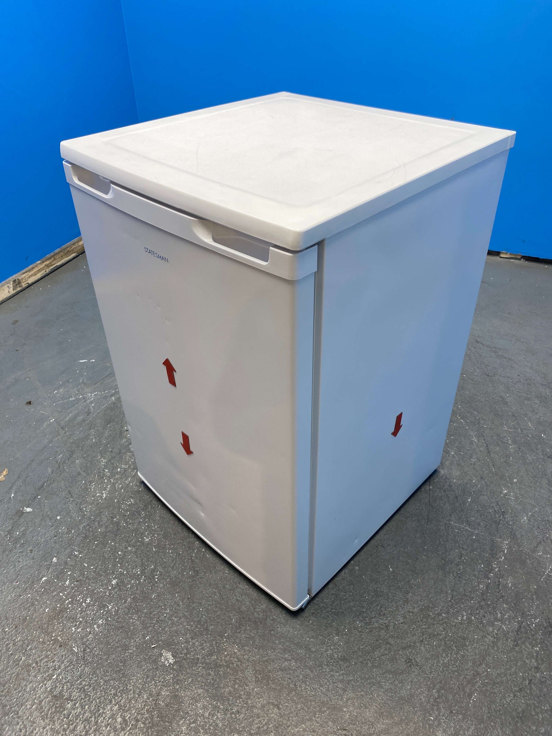 Statesman L255W 113 Litre 55cm Under Counter Fridge