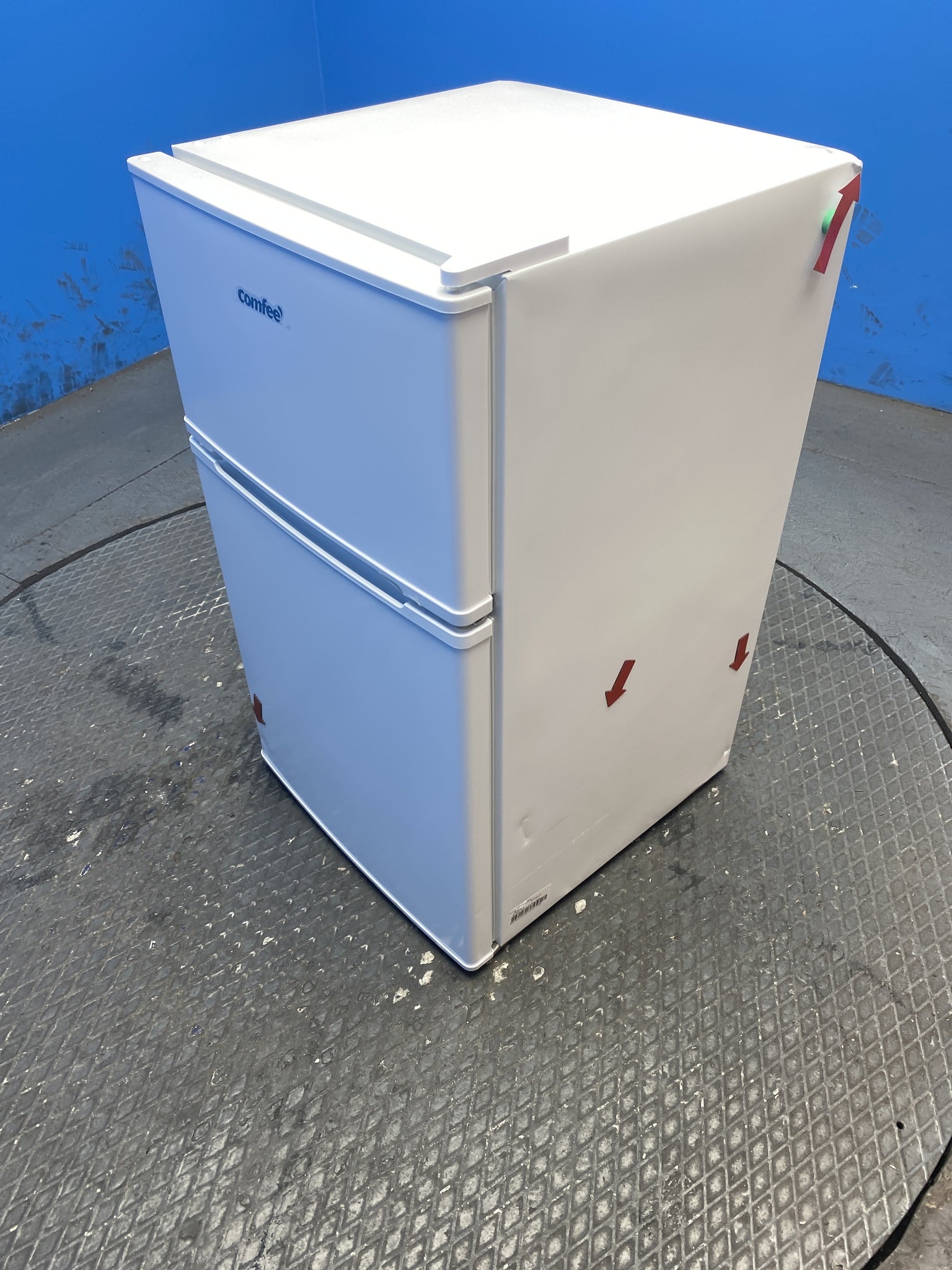 COMFEE’ RCT87WH2(E) 87L Under Counter Fridge Freezer