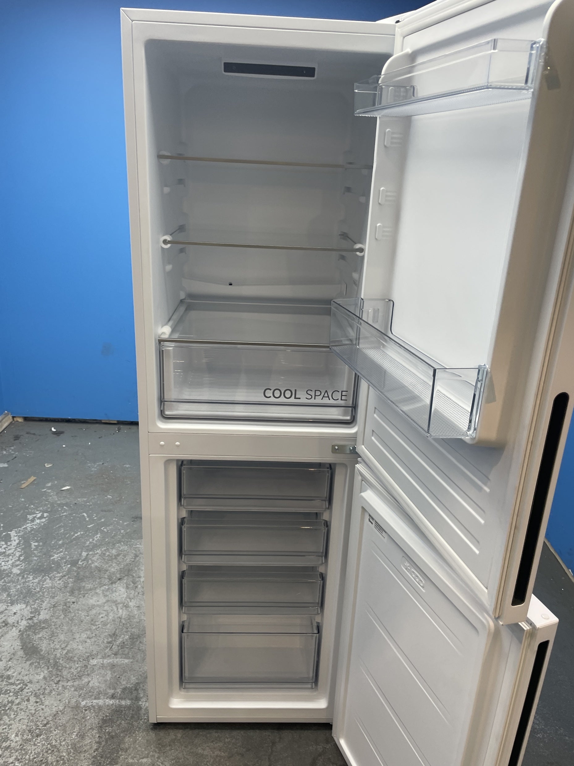 #GRC-158-498 - Hoover HOCT3L517EWK 252 Litre Combi Fridge Freezer