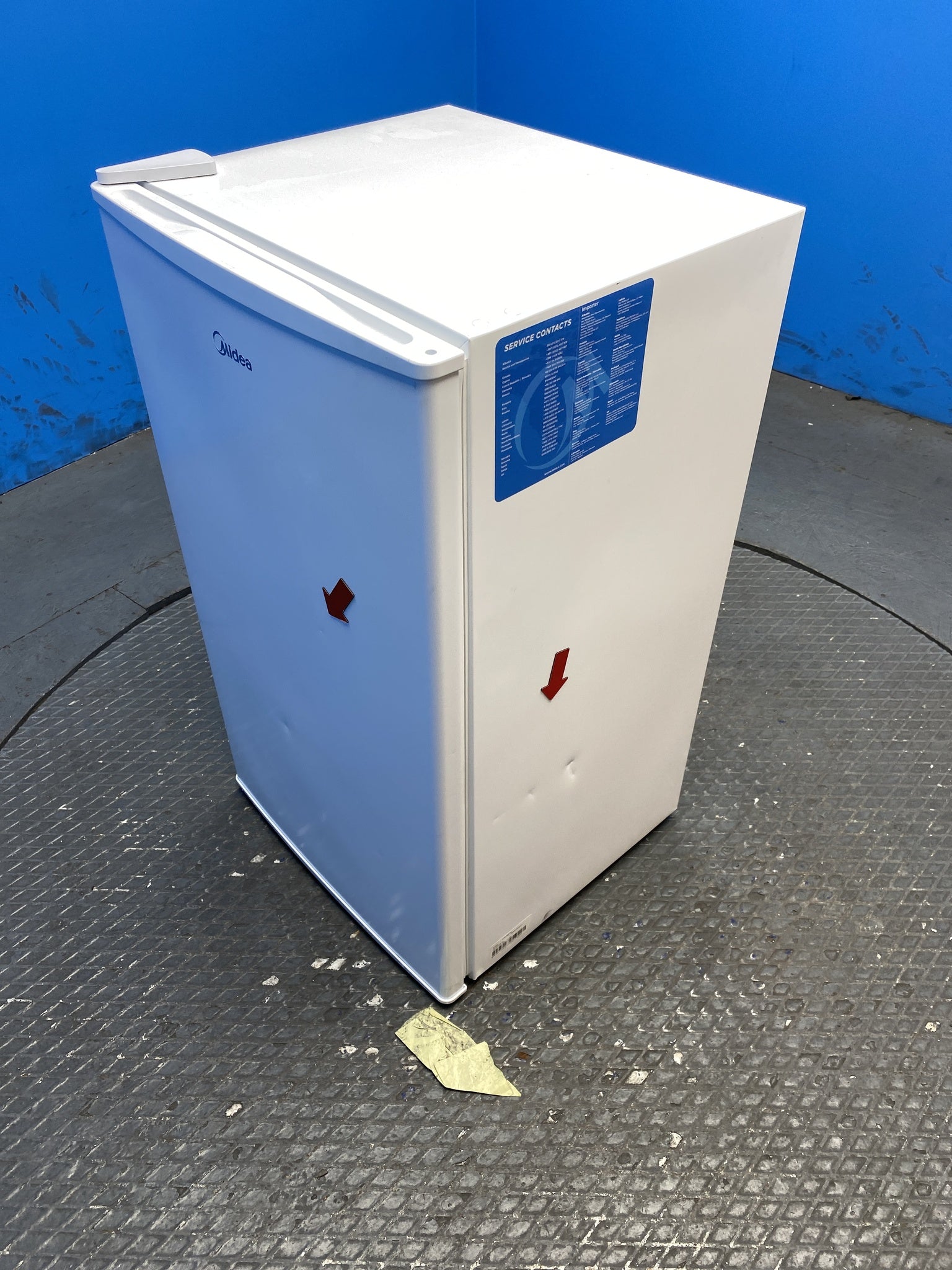 Midea MDRD125FGF01 80 Litre Under Counter Fridge