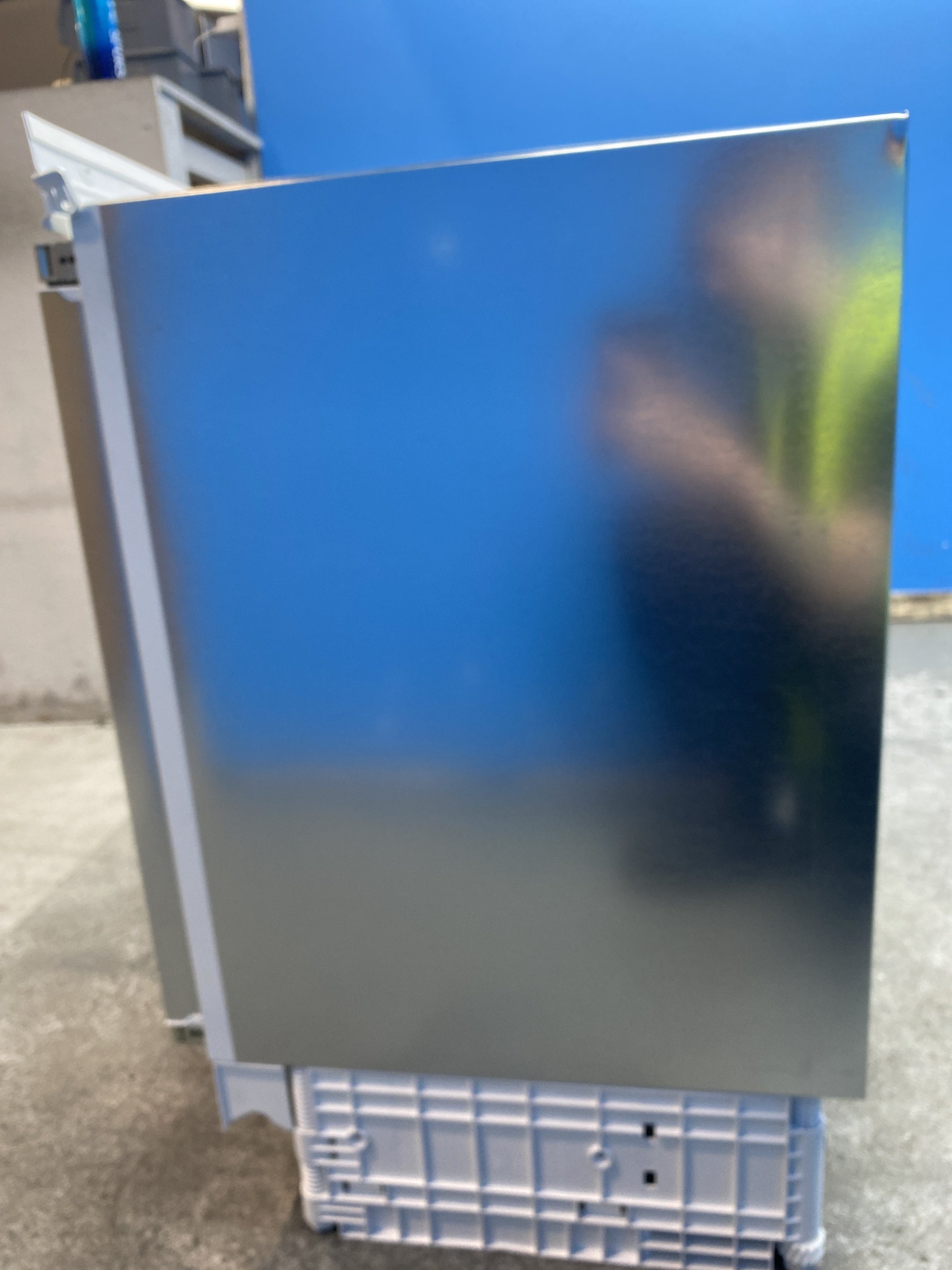 #GRC-157-630 - Bosch GUN21VFE0G Series 4 Built-in Undercounter Freezer