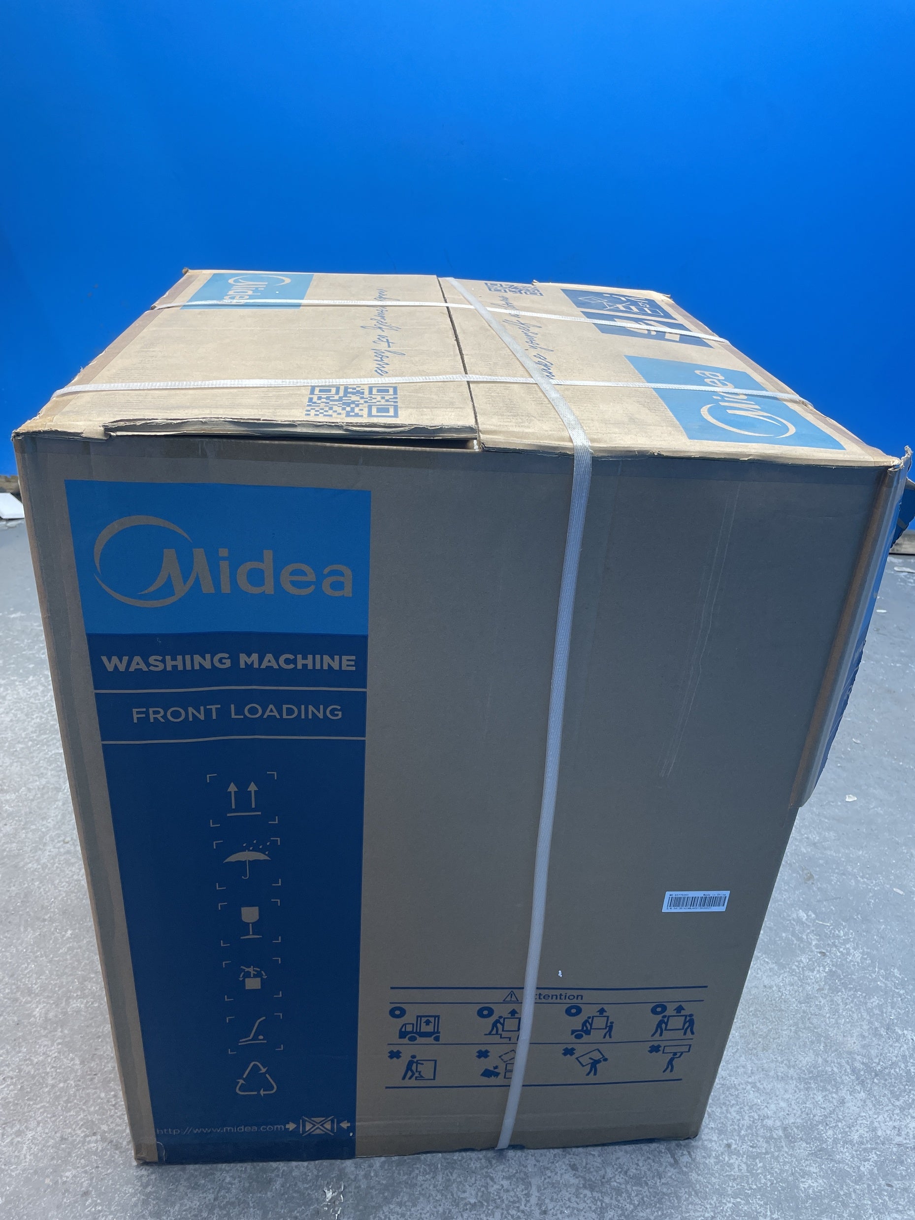 #GRC-158-862 - Midea MF20EW90WB 9kg 1300rpm Wi-Fi Washing Machine