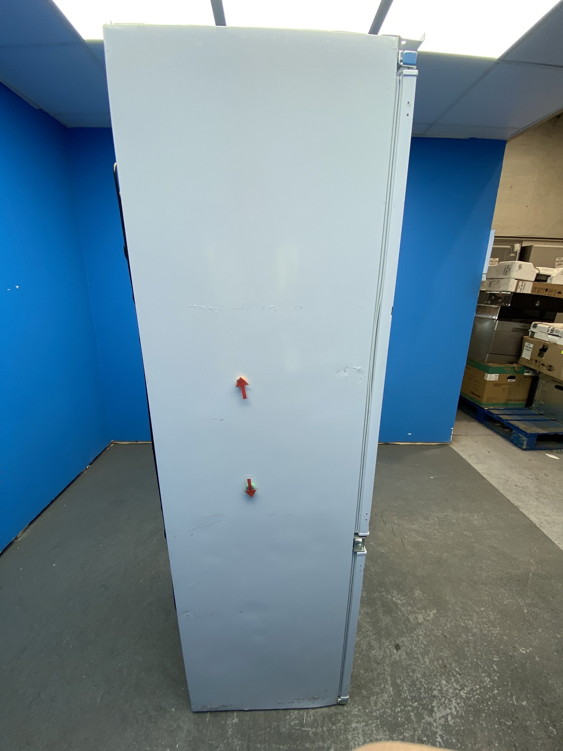 Iberna BCFFU7030/N 70/30 Integrated Fridge Freezer with Frost Free