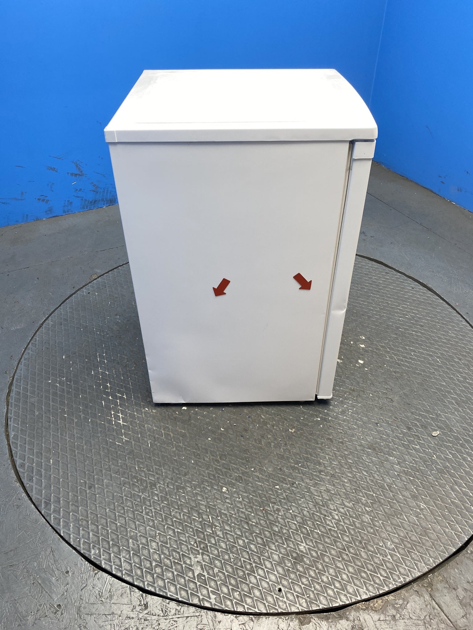 Statesman L255W 113 Litre 55cm Under Counter Fridge