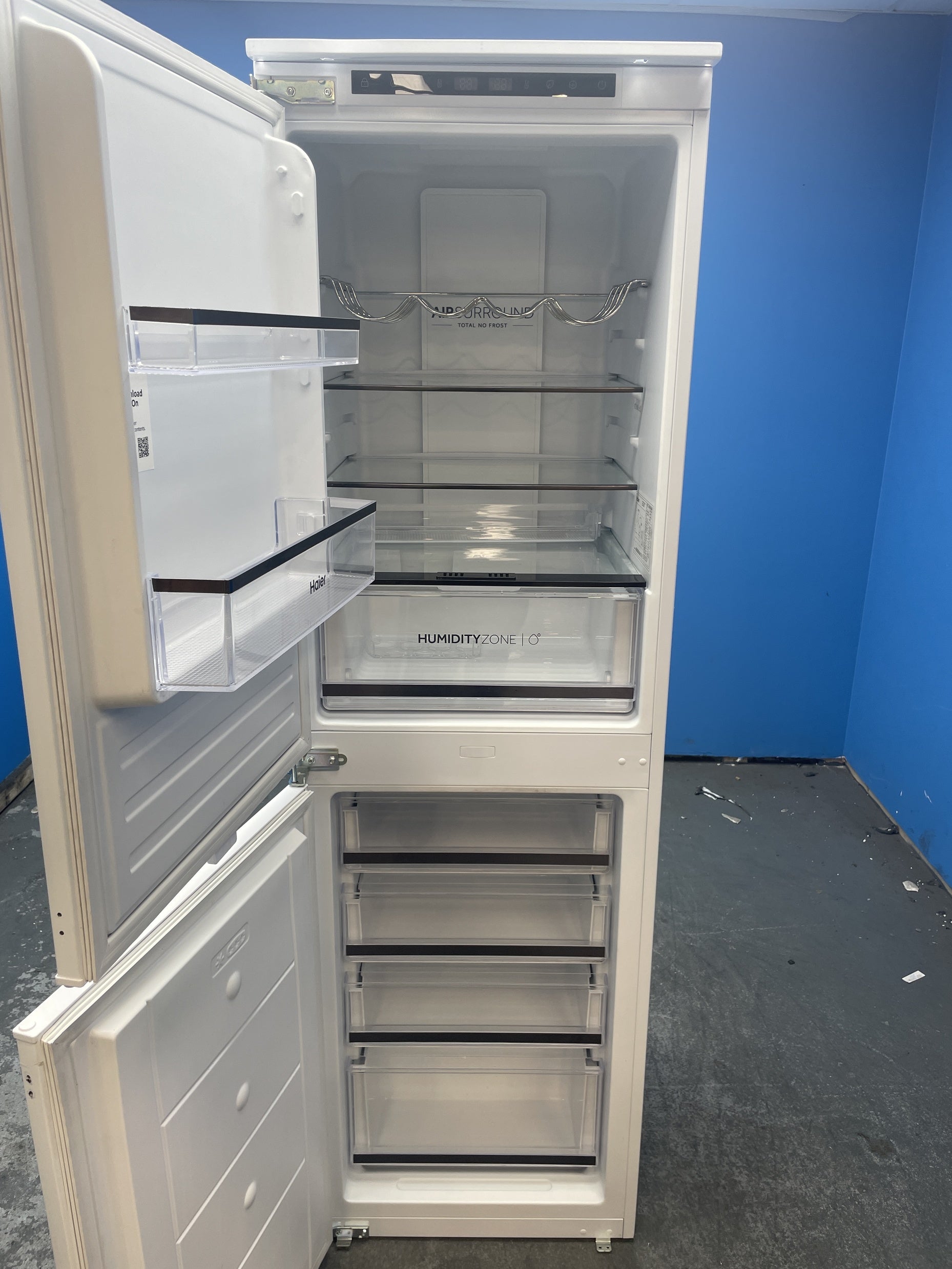 #GRC-159-084 - Haier HB50T618FMK Built-In No Frost Fridge Freezer