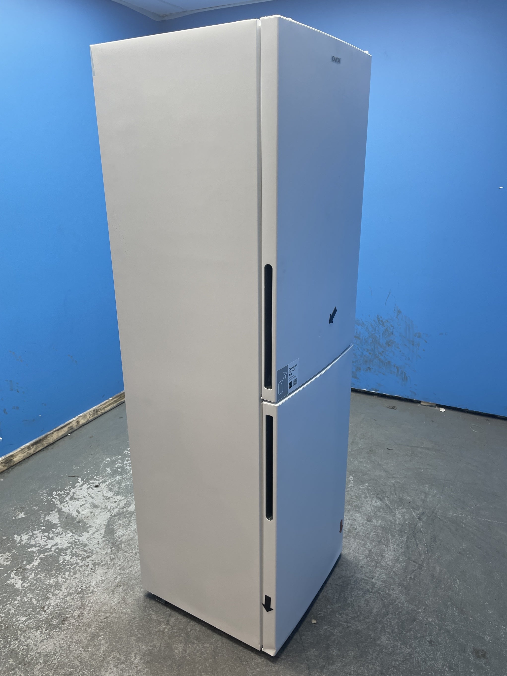 #GRC-156-071 - Candy CCT3L517EWK 252 Litre Combi Fridge Freezer
