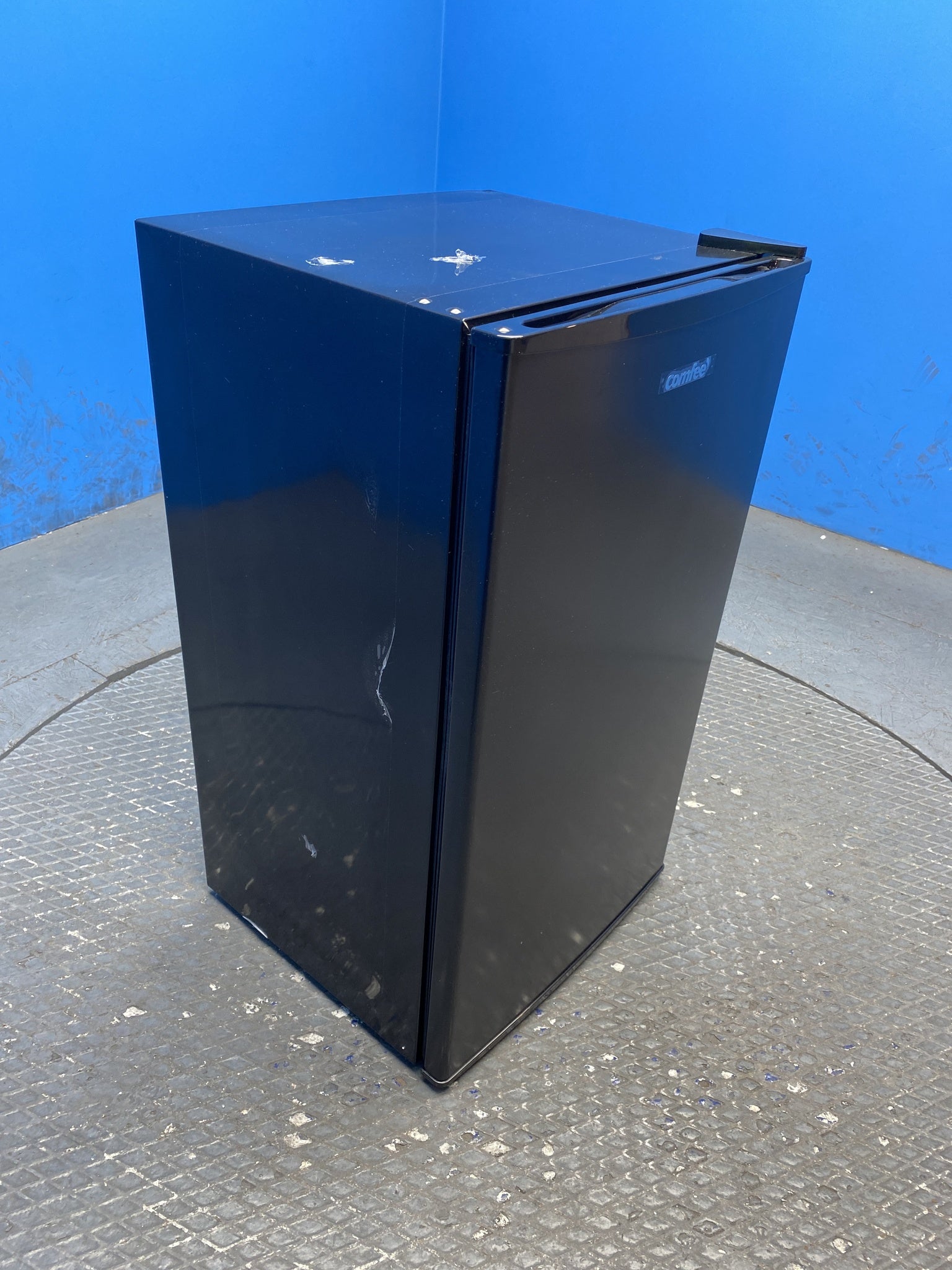 COMFEE' RCD93BL2(E) 93L Under-Counter Fridge with Cooler Box