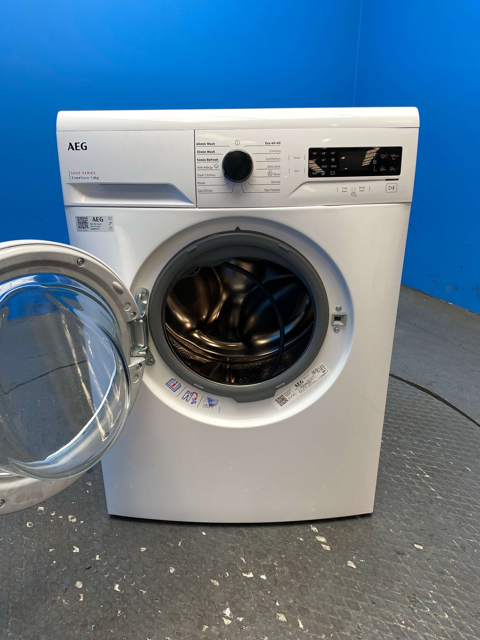 AEG LFX50844B 8kg 1400rpm Washing Machine with TimeSave