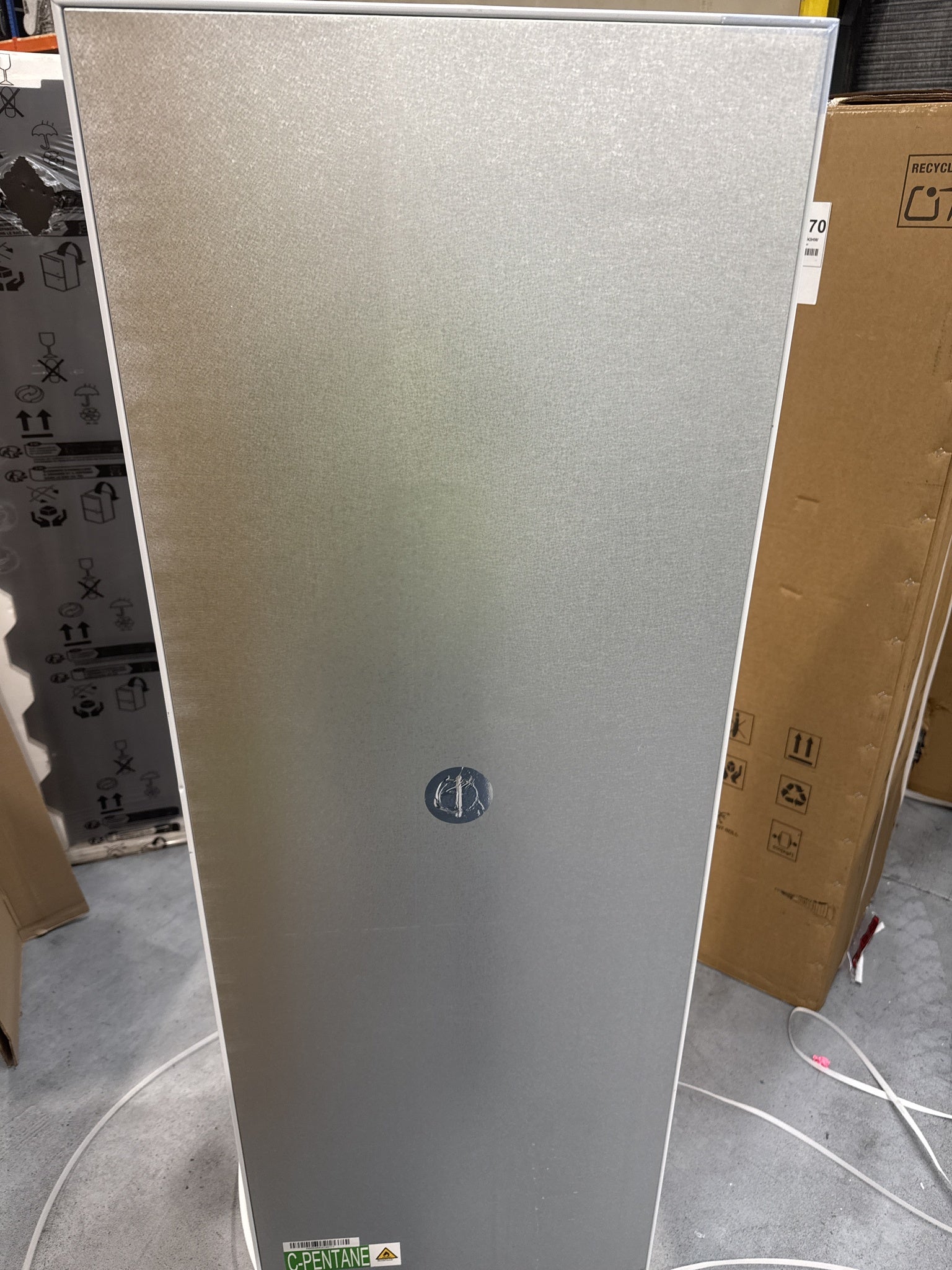 Hoover HVT3CLECKIHW 235 Litre Combi Fridge Freezer