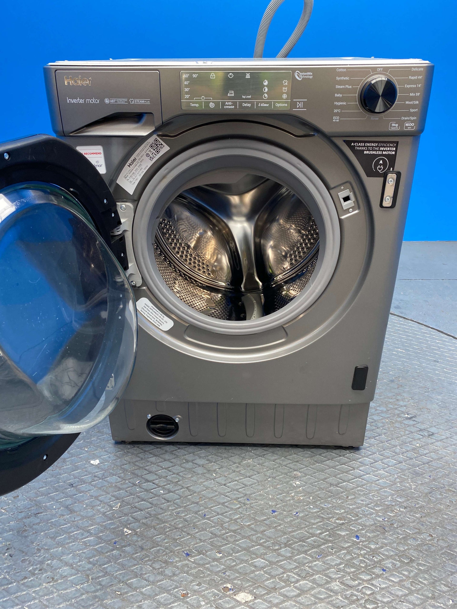 Haier HWQ90B416FWBR Series 4 Integrated 9kg 1600 Spin Washing Machine