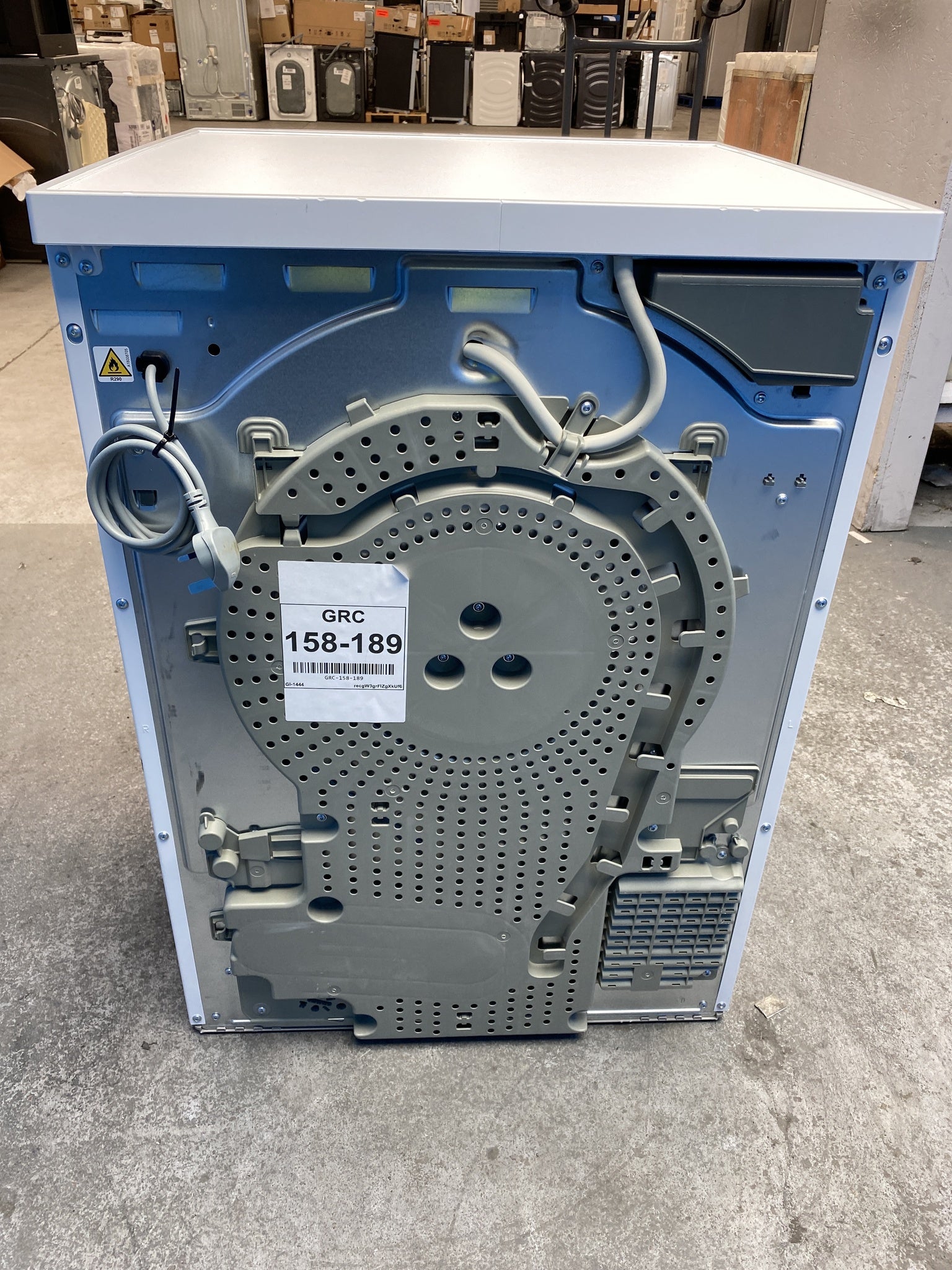 #GRC-158-189 - AEG TR719A4B 7000 Series SensiDry 9kg Heat Pump Tumble Dryer