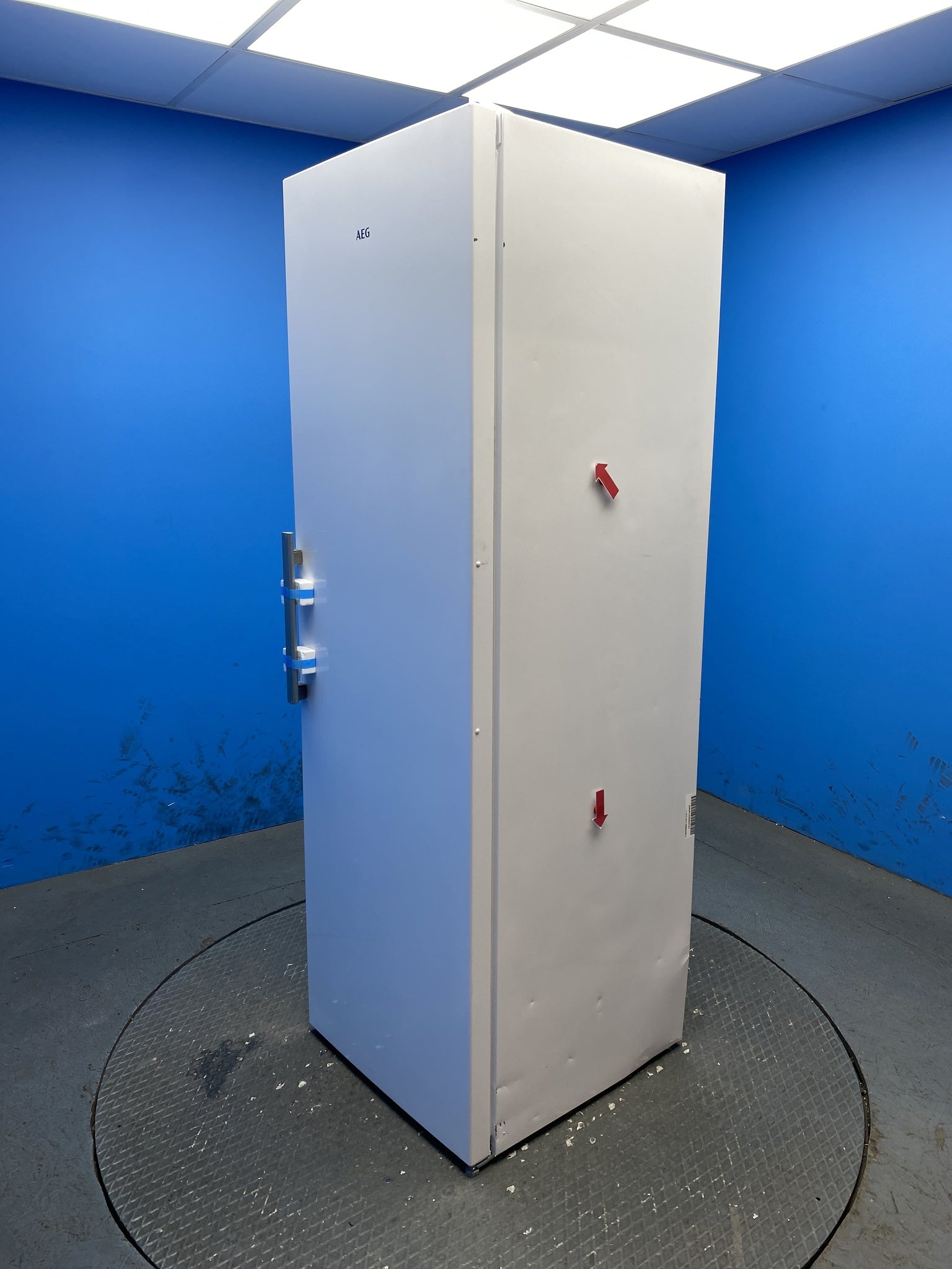 AEG 6000 ORK6D391EW DynamicAir 395L Freestanding Larder Fridge