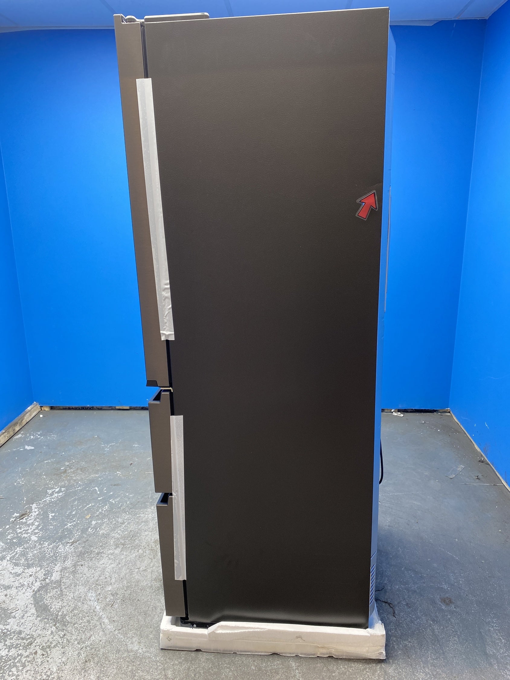 #GRC-157-071 - Haier HFR3718ENMD 70cm 60/40 Total No Frost Fridge Freezer