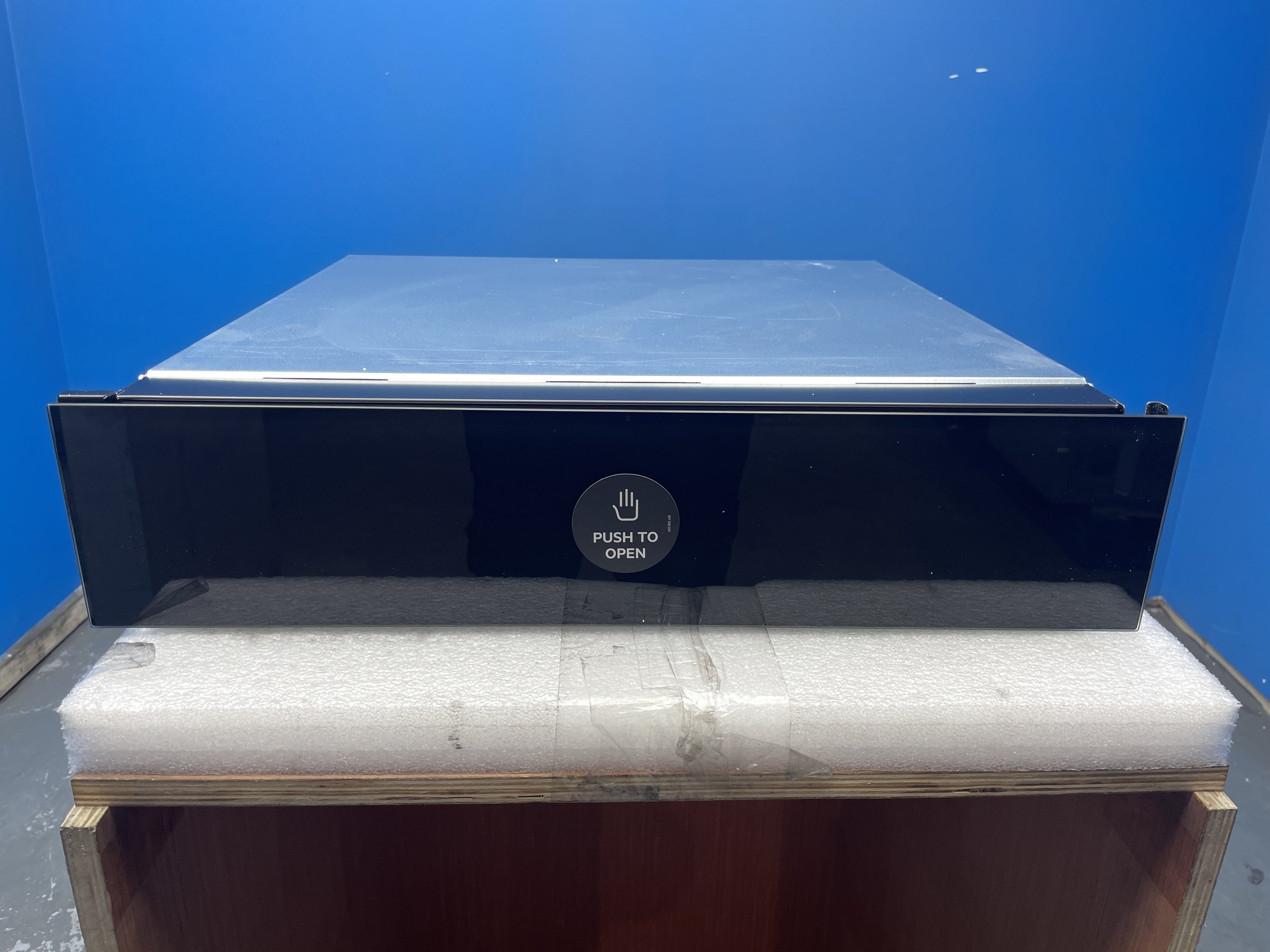 #GRC-156-018 - AEG OD8K11B Built-in 14cm Warming Drawer