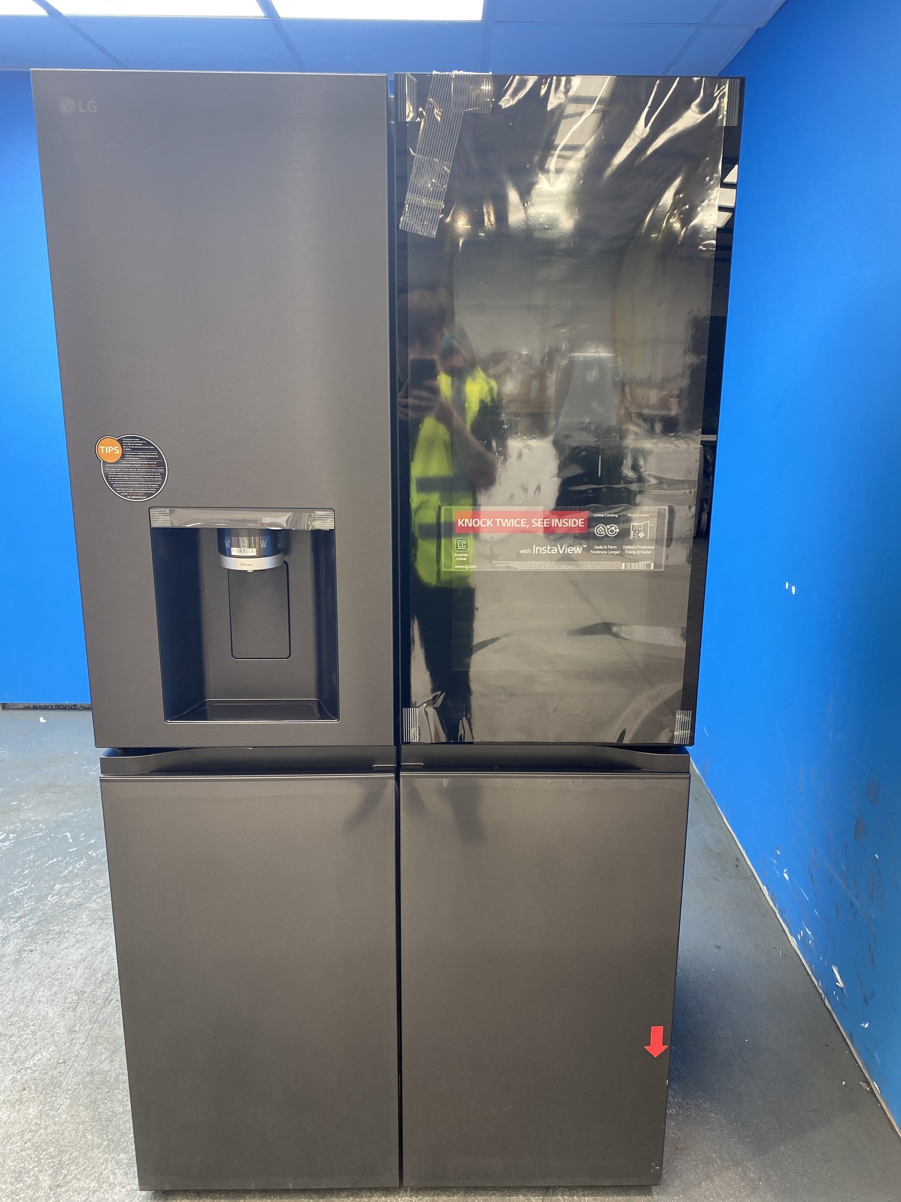 #GRC-157-195 - LG GMG96CRAFT InstaView 683 Litre French Door Fridge Freezer
