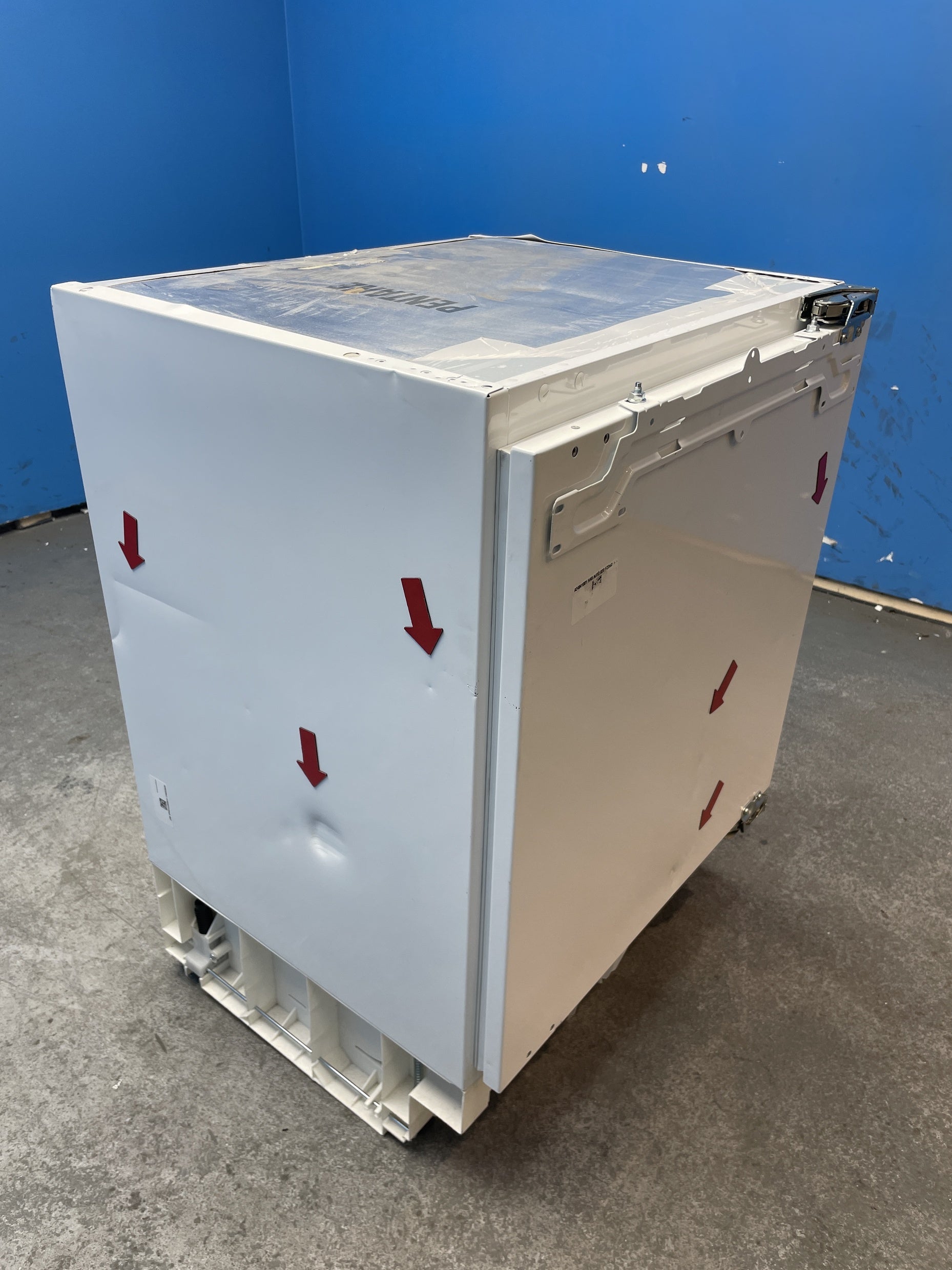 #GRC-158-211 - AEG OAB7N82EF 7000 Series NoFrost 85 Litre Integrated Freezer
