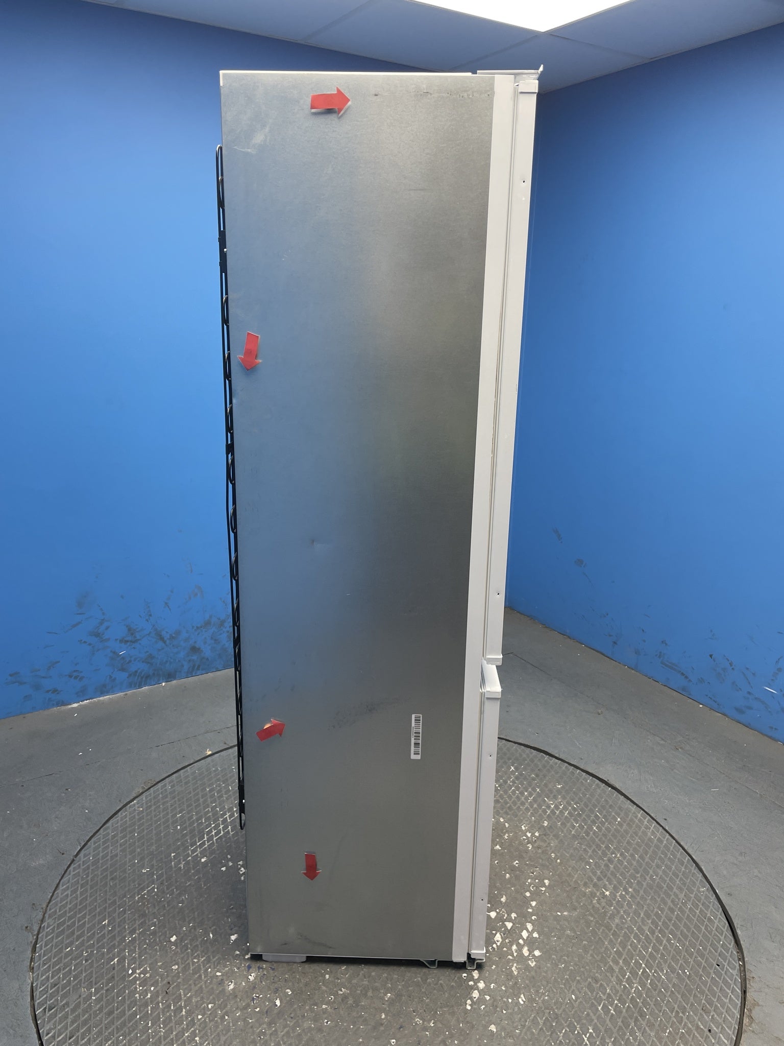 Zanussi ZNLK18ES3 70/30 Low Frost Integrated Fridge Freezer