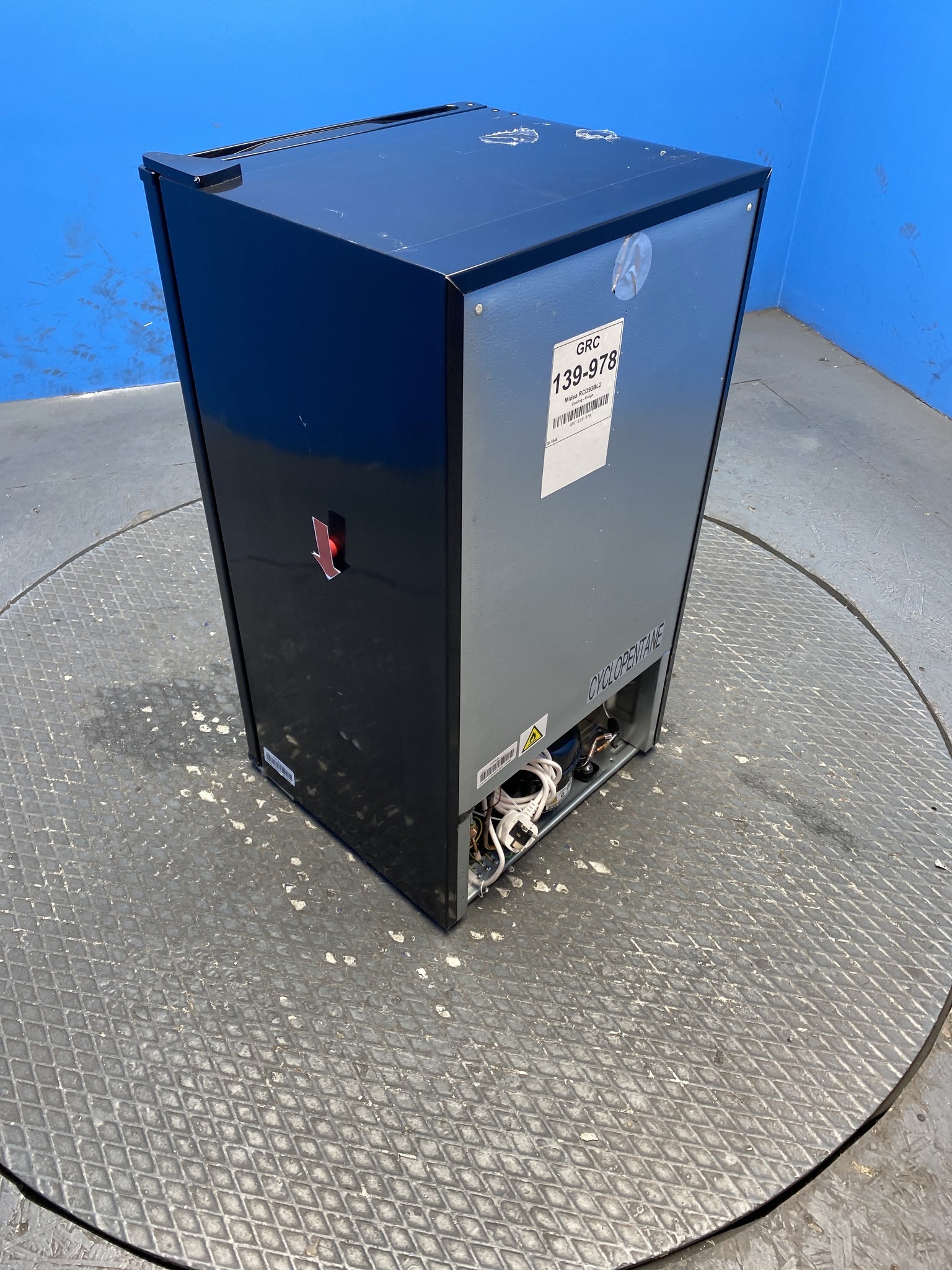 COMFEE' RCD93BL2(E) 93L Under-Counter Fridge with Cooler Box