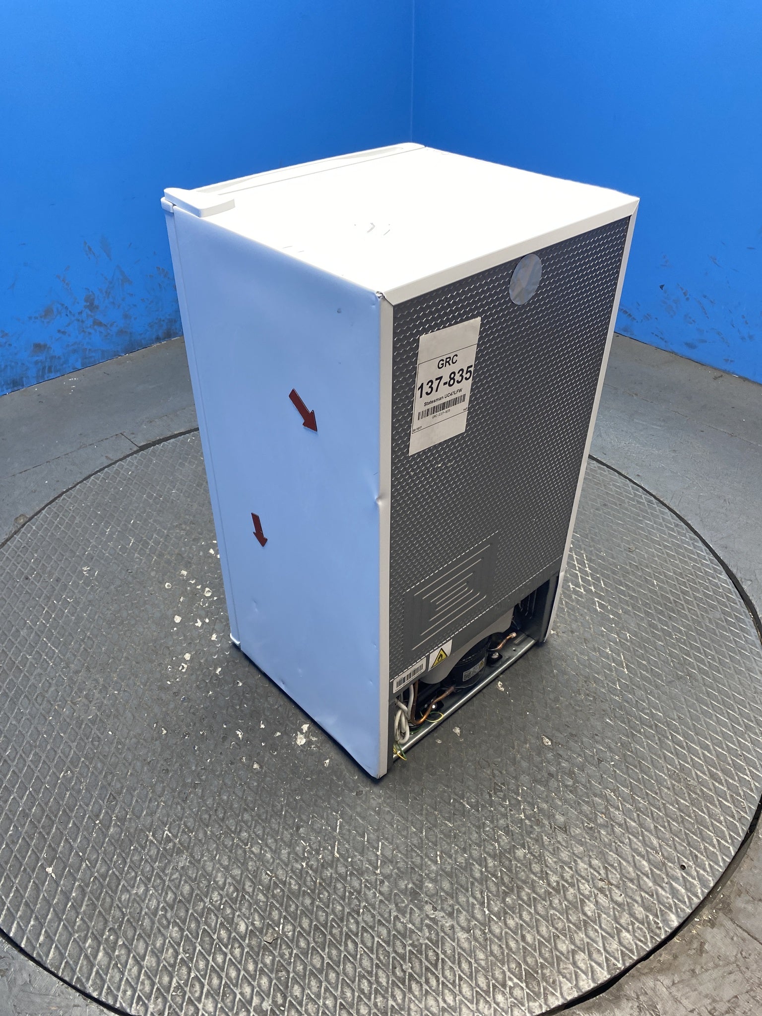 Statesman UC47LFW 93 Litres Under Counter Fridge