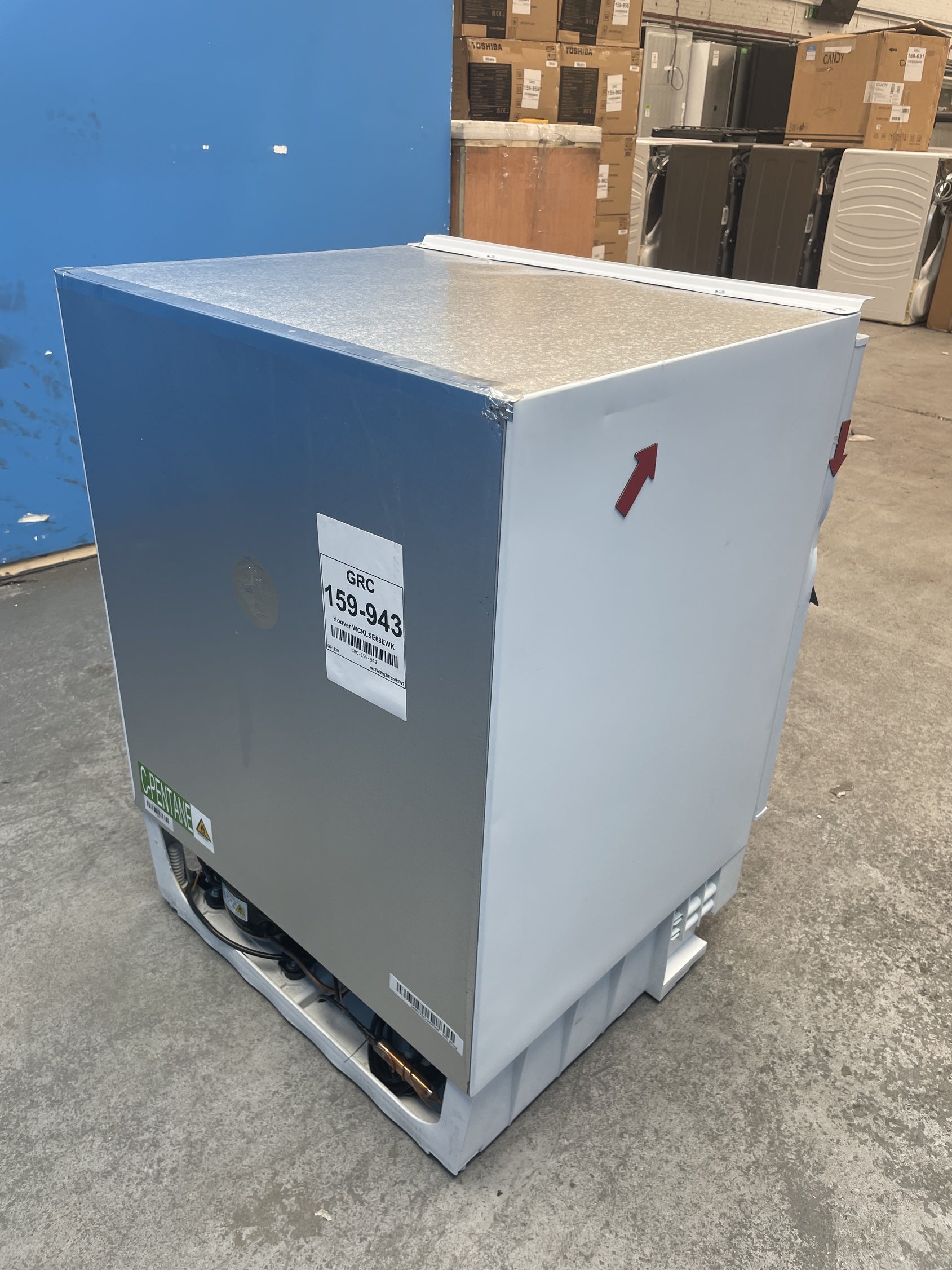#GRC-159-943 - Hoover WCKLSE68EWK Integrated Undercounter Larder Fridge