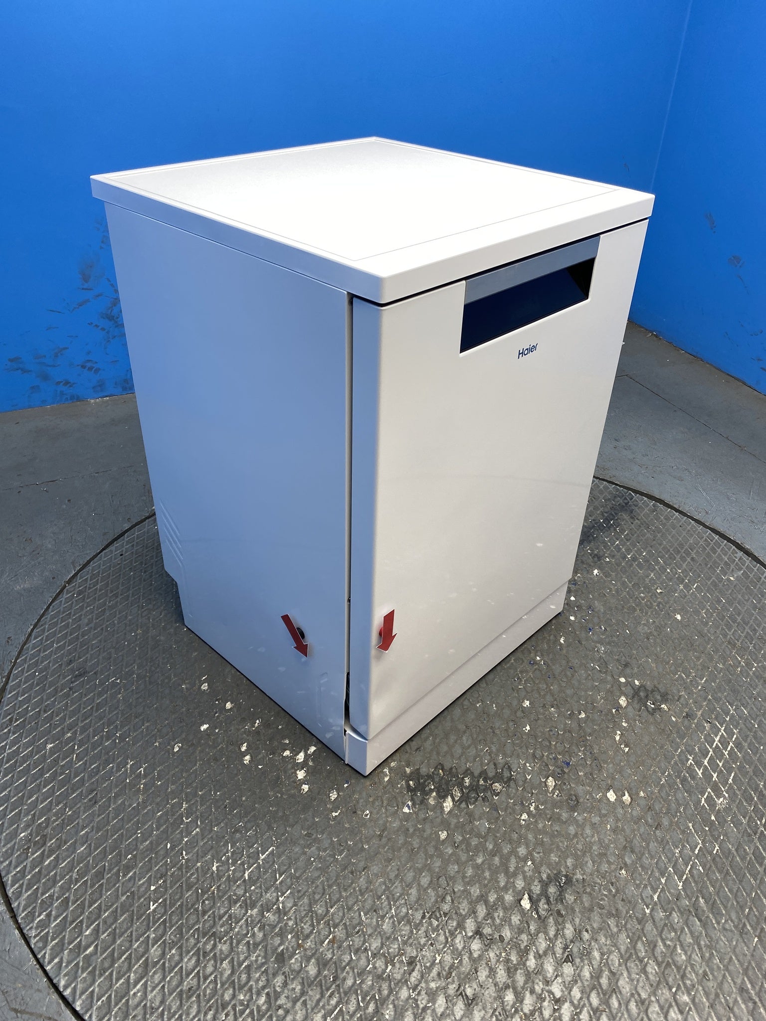 Haier XF5C4M1W I-Pro Series 3 15 Place Setting Dishwasher