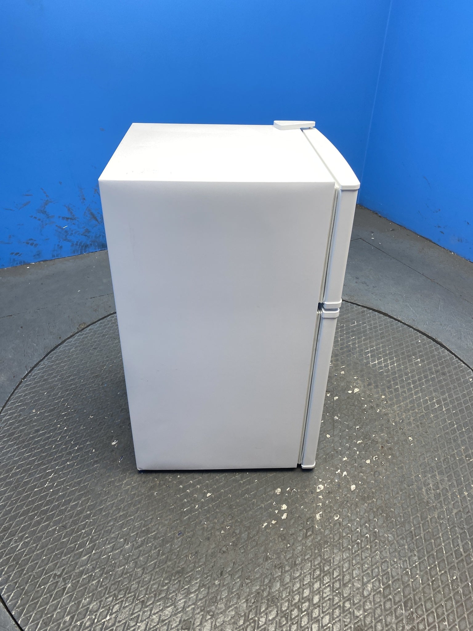 COMFEE’ RCT87WH2(E) 87L Under Counter Fridge Freezer