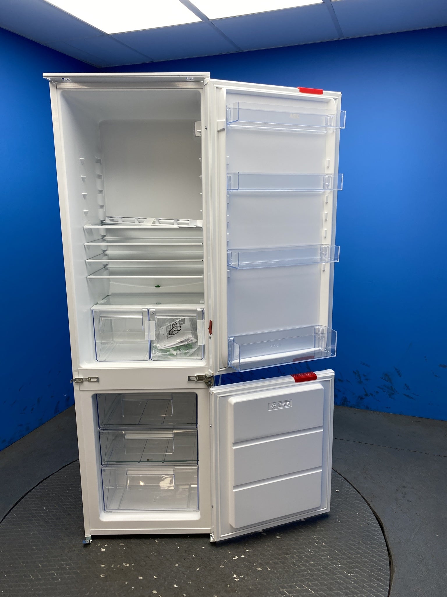 AEG 5000 ColdSense OSC5S181ES Integrated Fridge Freezer