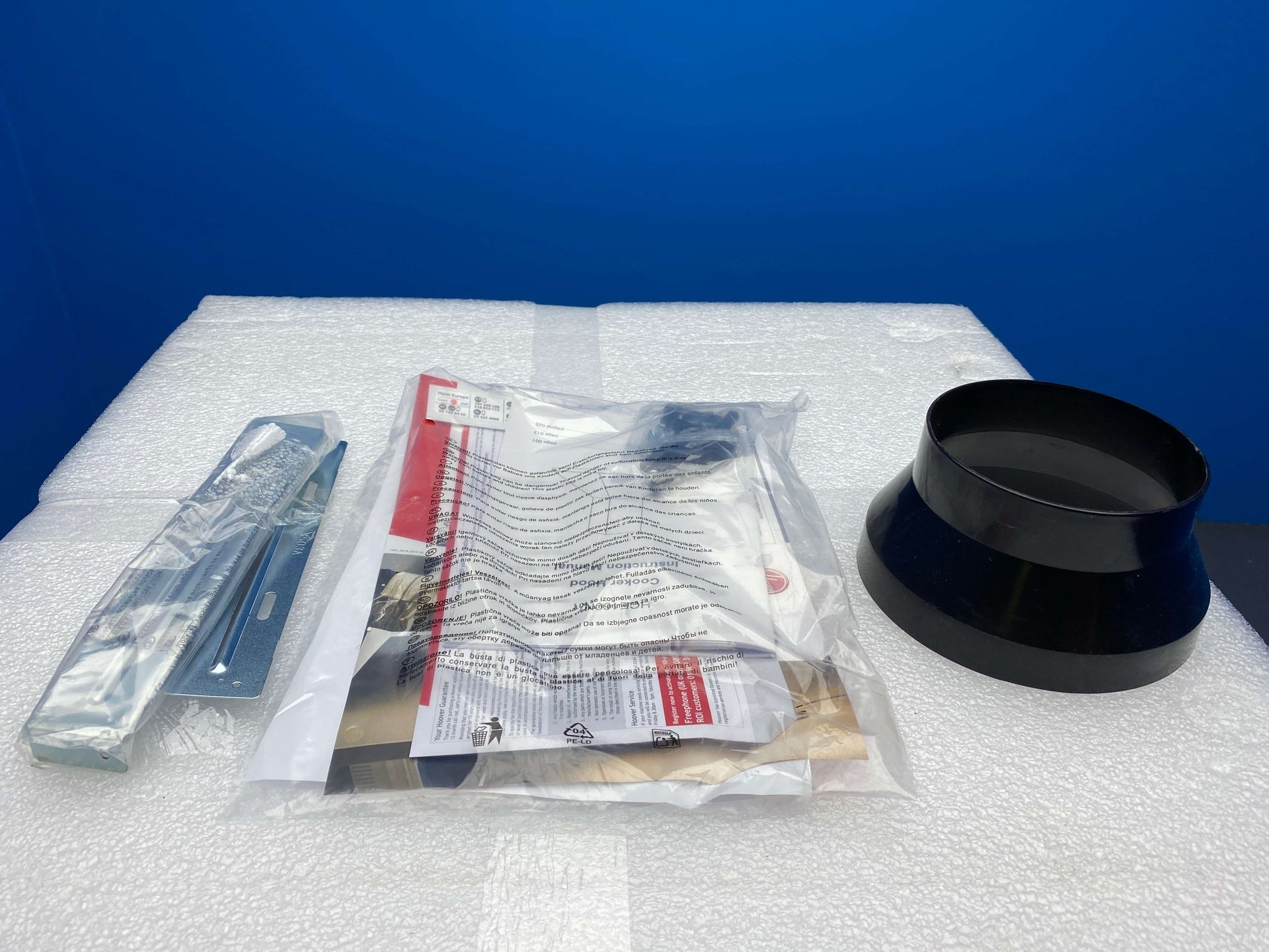 Hoover HCE160N/1 60cm Chimney Cooker Hood