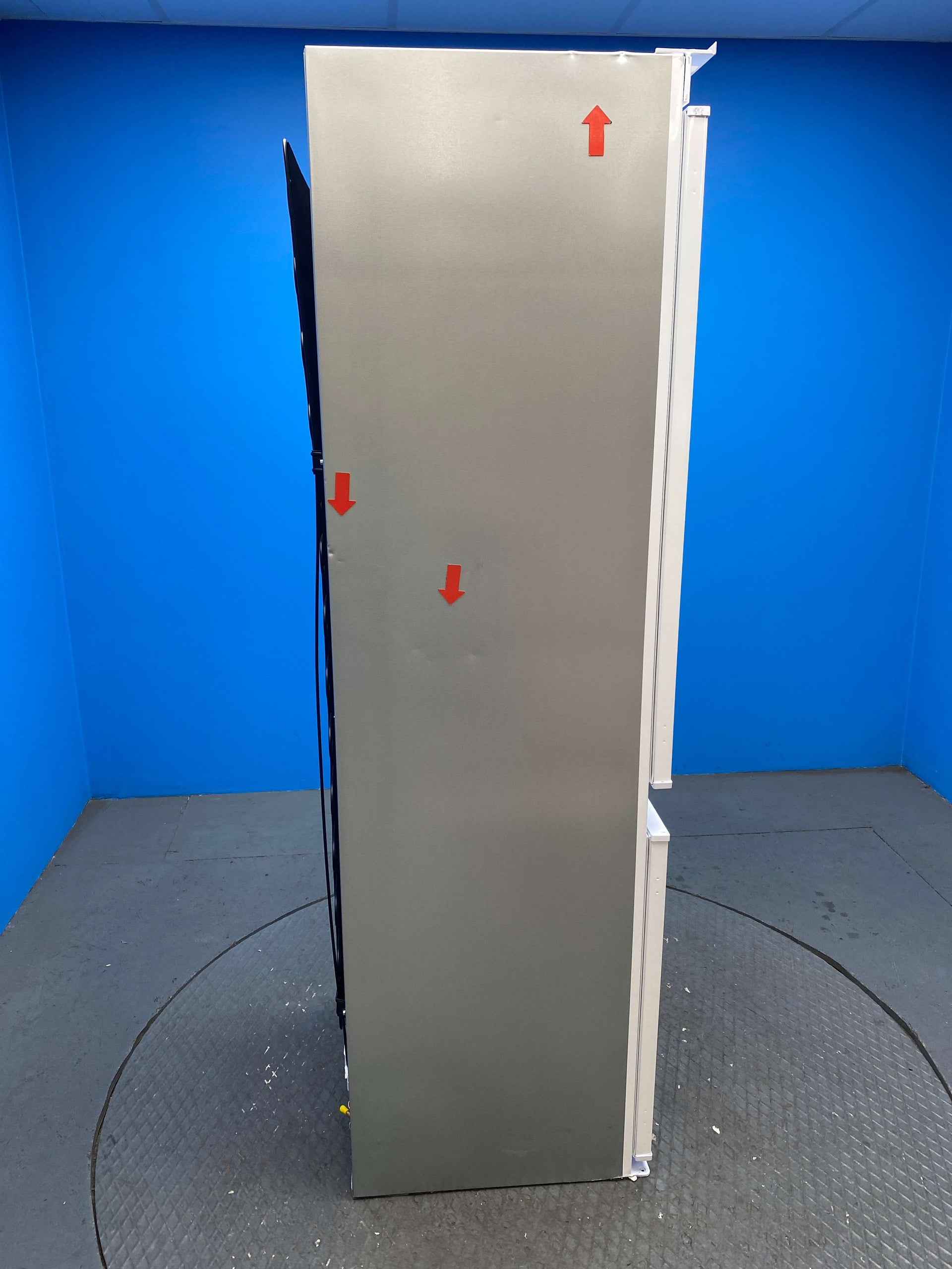 Haier HBW5518DK Series 6 248 Litre Integrated Fridge Freezer