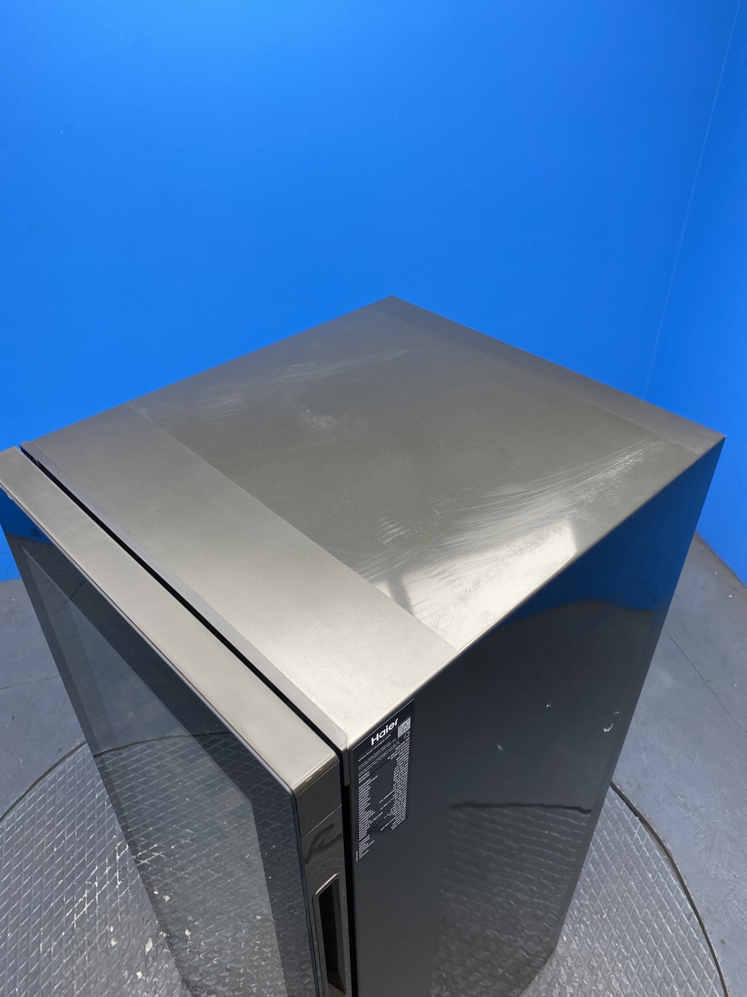 Haier HWS77GDAU1 77 Bottle Dual Zone Wine Cooler