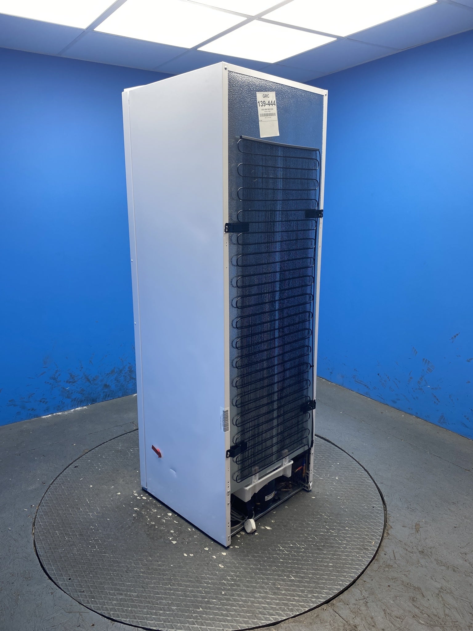 AEG 7000 Series ORK7M391EW 390L MultiFlow Freestanding Larder Fridge