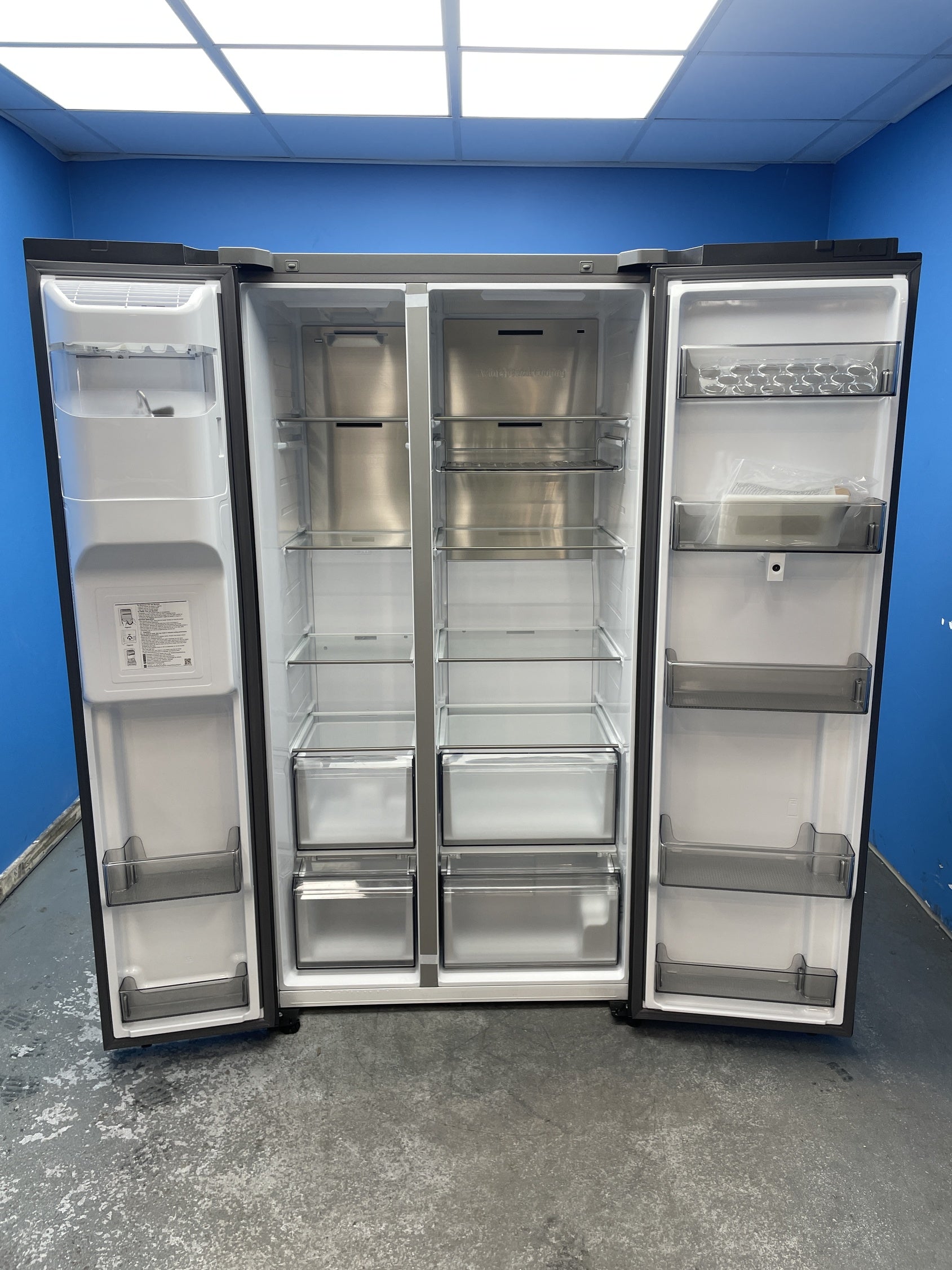 #GRC-145-382 - Samsung RS90F66BEFEU Family Hub American Fridge Freezer