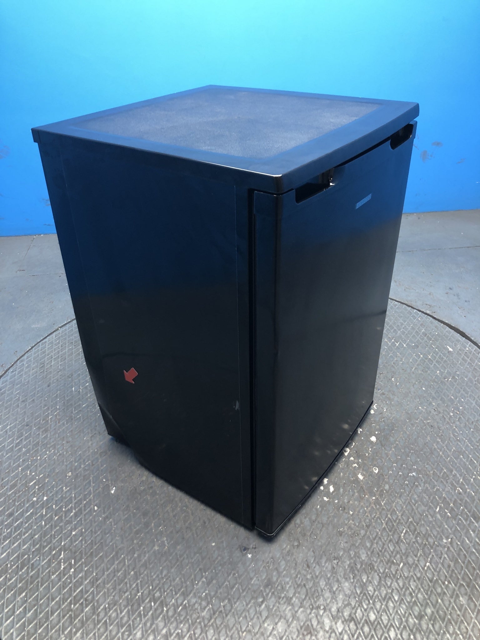 Statesman L255B 113 Litre 55cm Under Counter Fridge