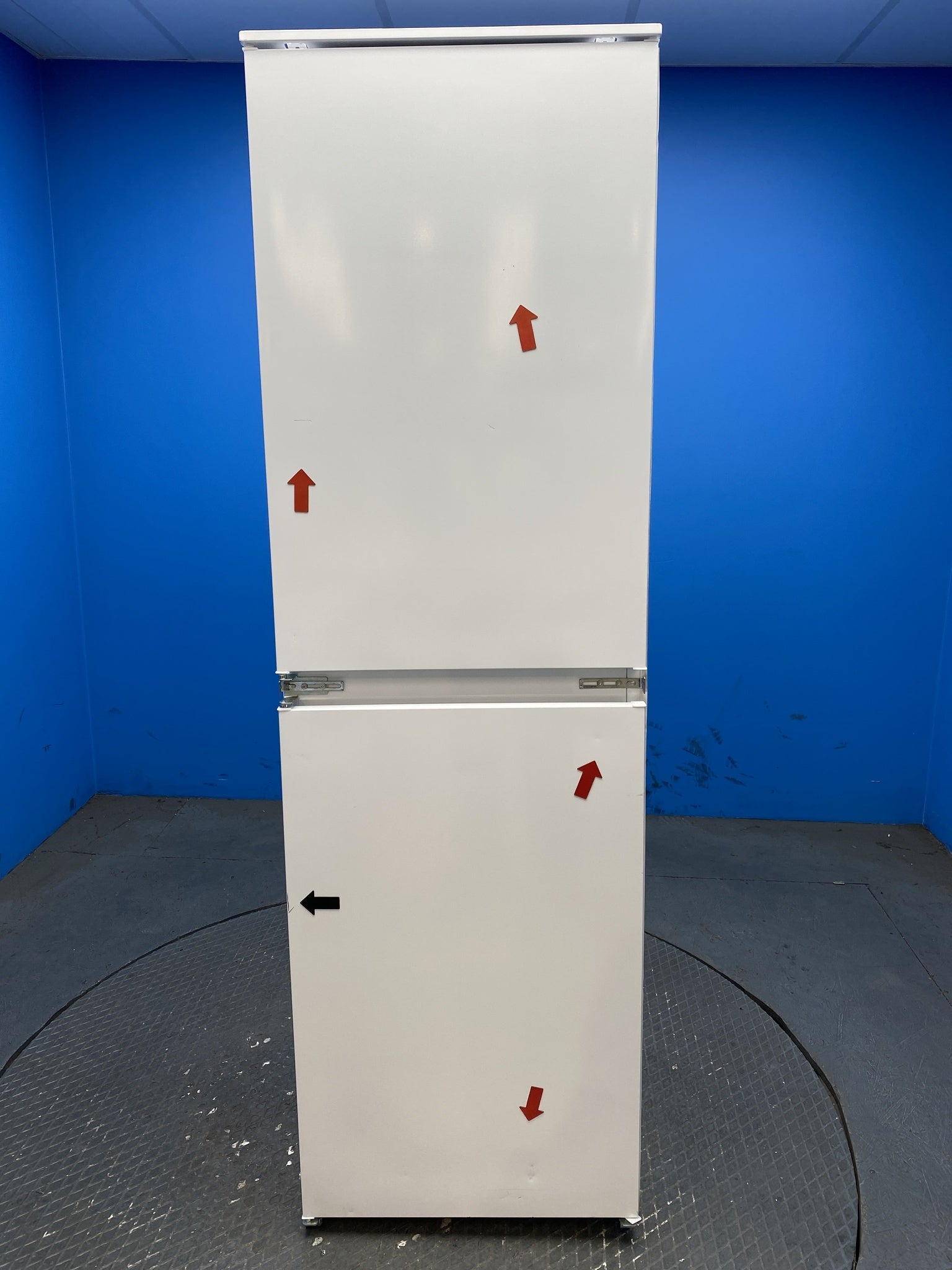AEG LNT7NF18S5 50/50 Integrated No Frost Fridge Freezer