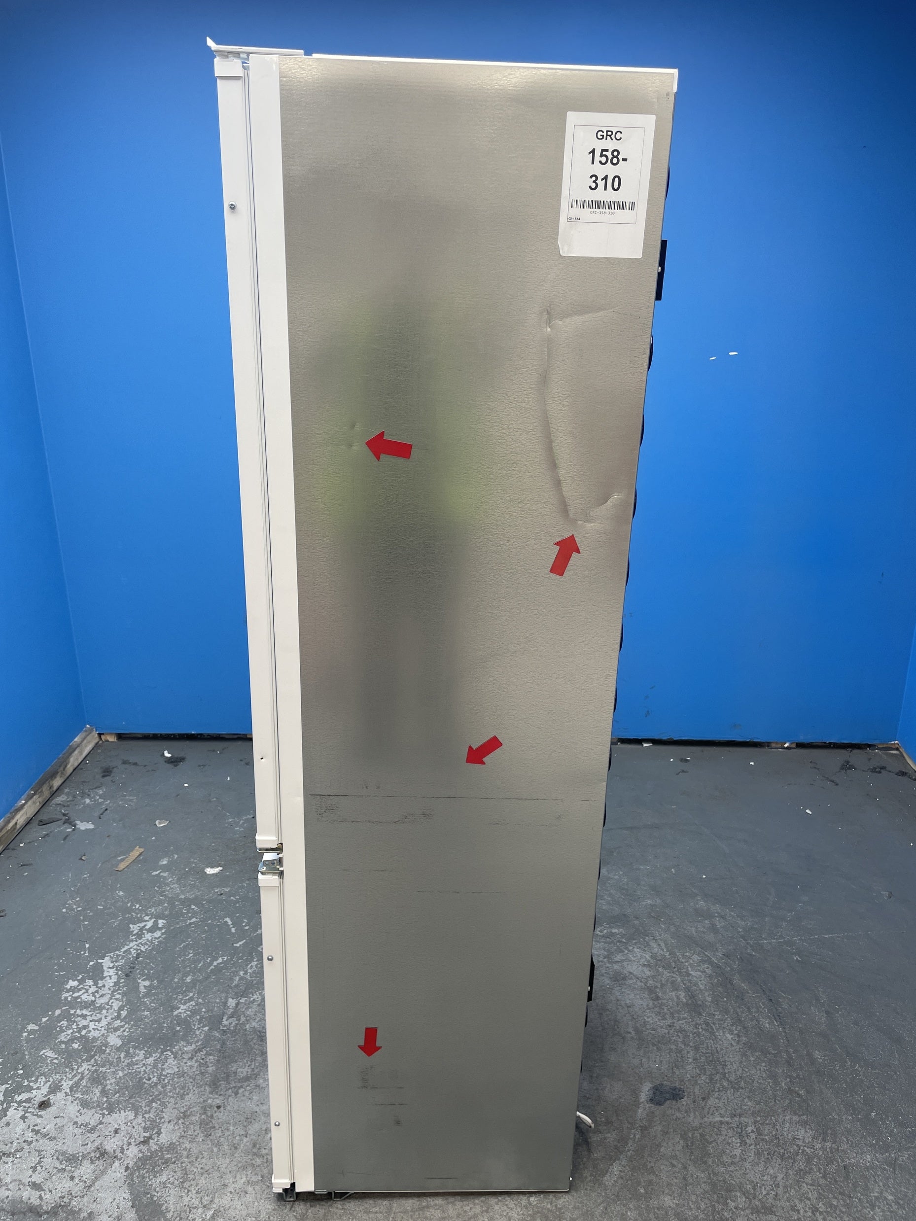 #GRC-158-310 - Electrolux LNS5LE18S 70/30 Integrated Low Frost Fridge Freezer
