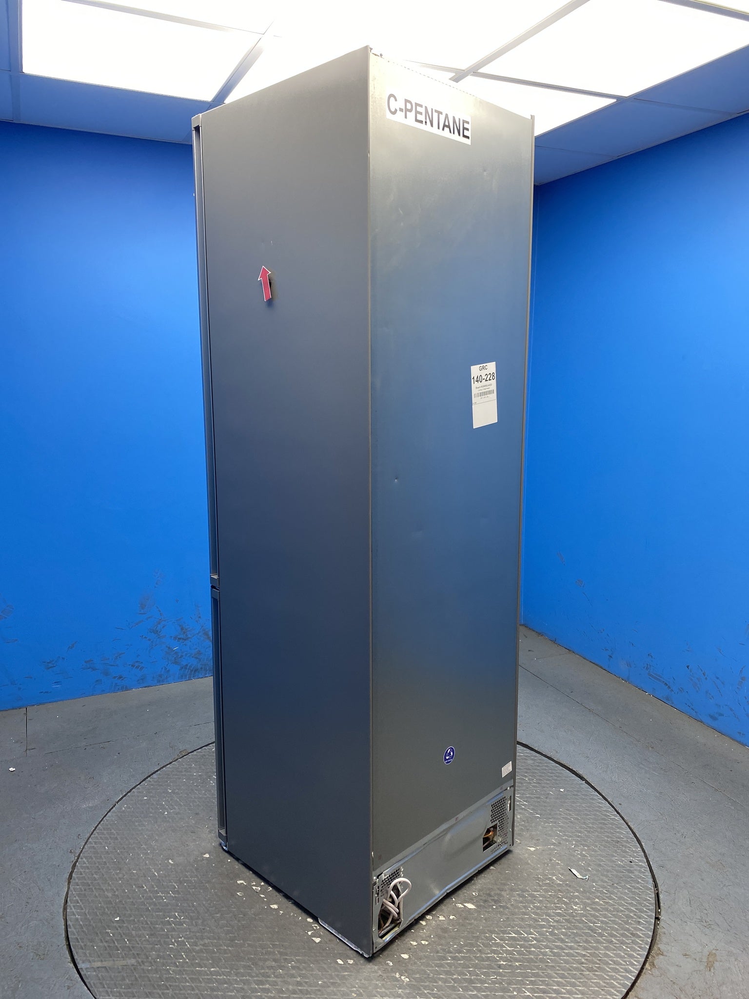 Bosch 363L Freestanding Frost Free Fridge Freezer Silver