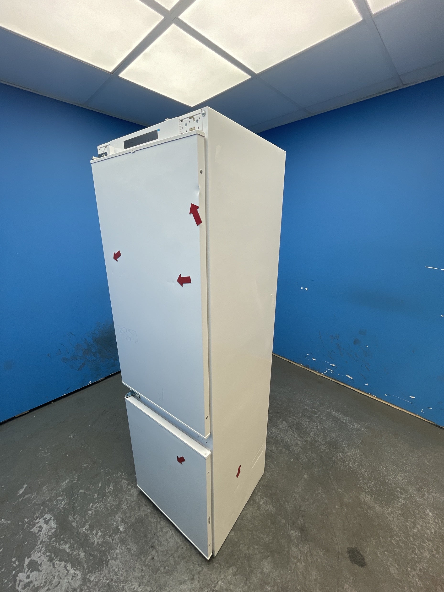 #GRC-162-702 - Hoover HONBQL3518EVK Integrated 268 Litre Low Frost Fridge Freezer