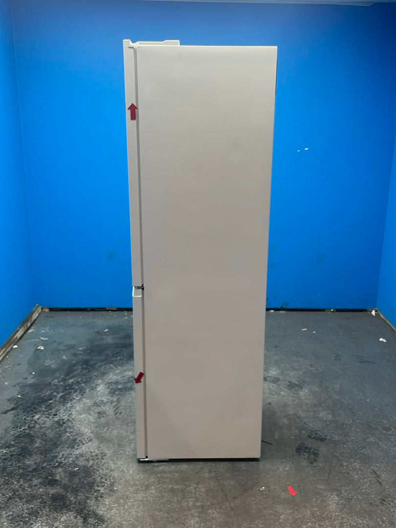 #GRC-162-176 - Candy CCH1T518EWK-1 50/50 247L No Frost Fridge Freezer