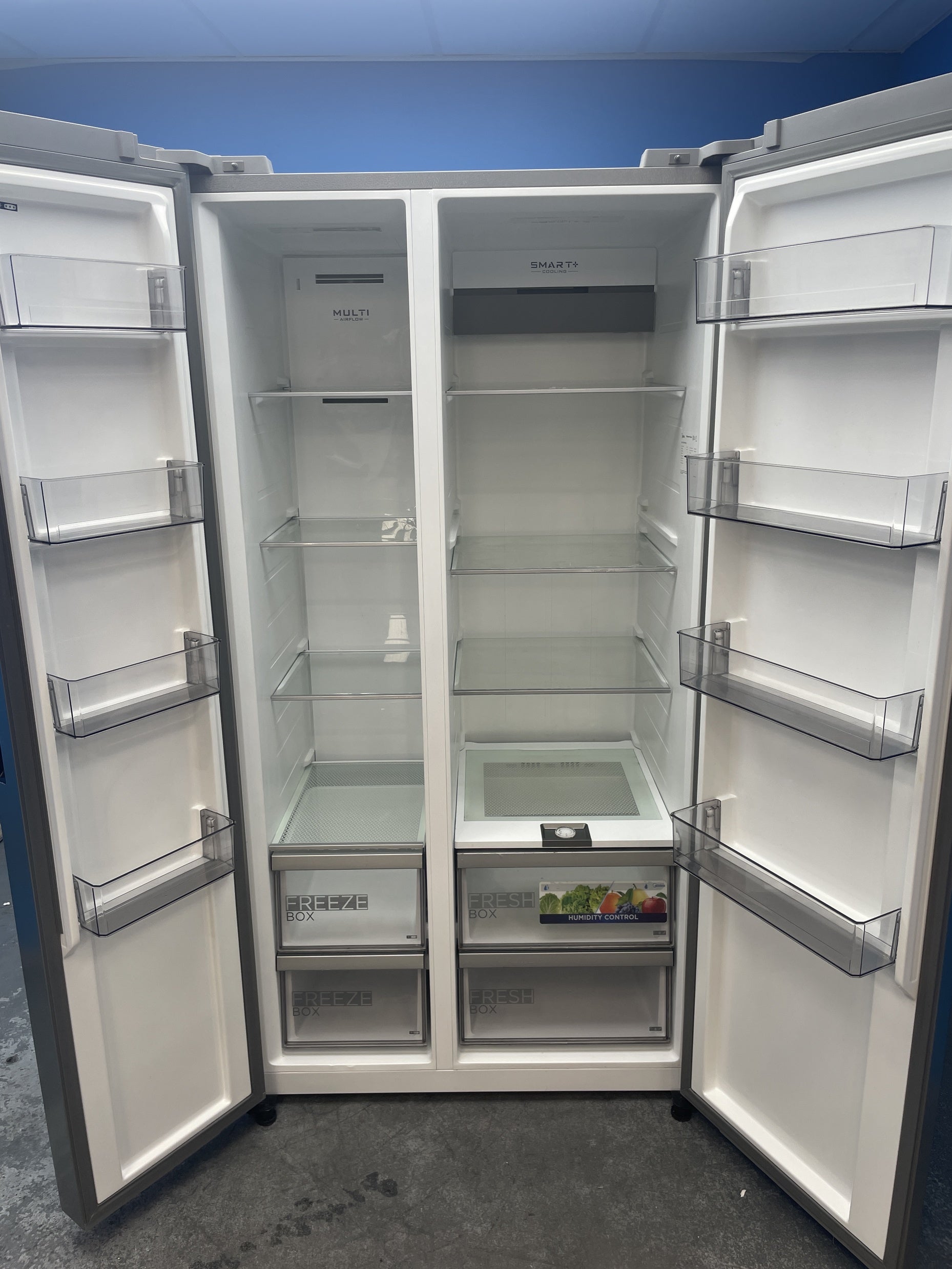 #GRC-158-798 - Midea MDRS791MIC46 592L No Frost American Fridge Freezer