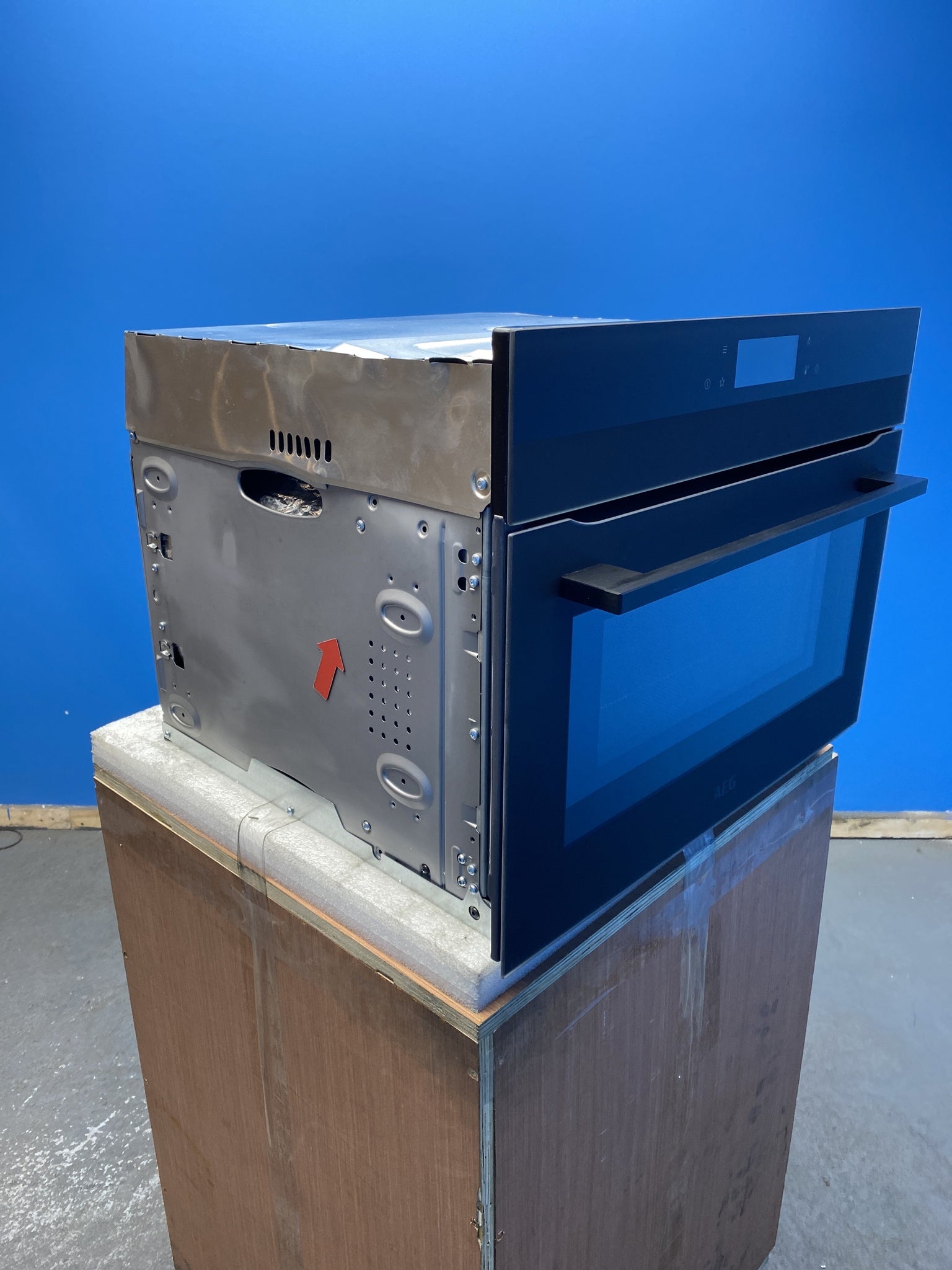 AEG KMK768080T 43 L CombiQuick Built-In Microwave Oven