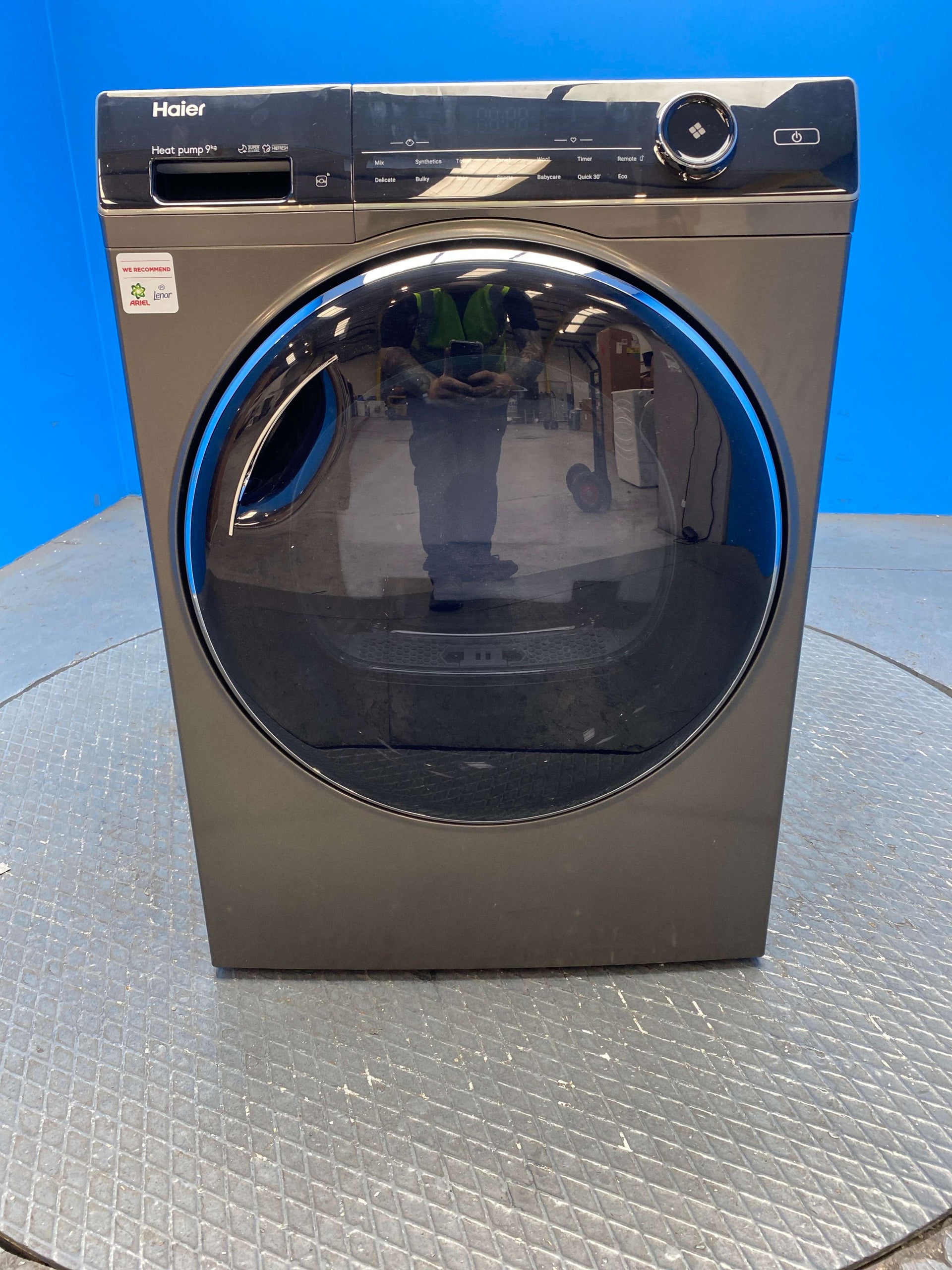 Haier HD90-A3Q979SU1 9kg Heat Pump Tumble Dryer