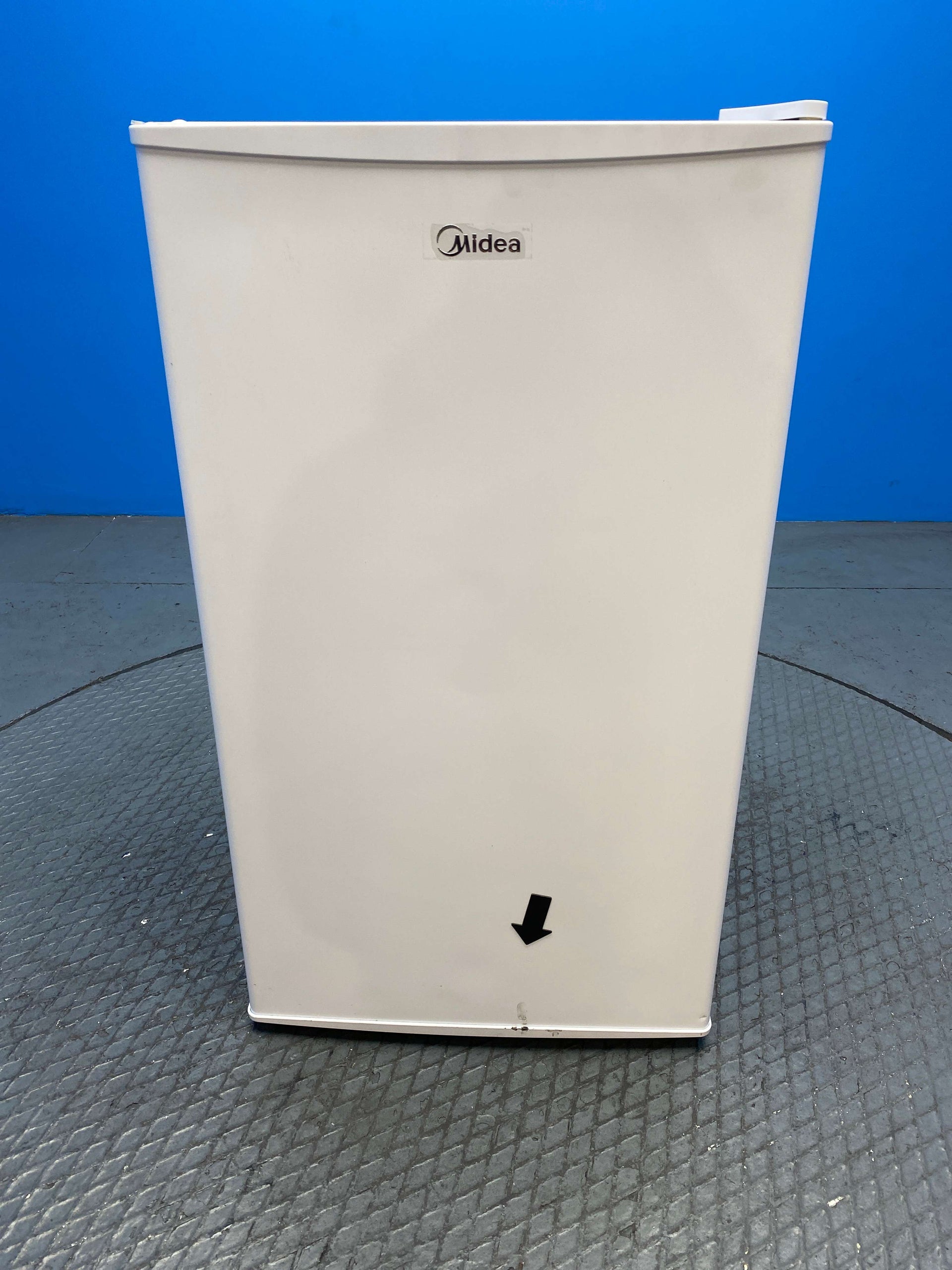 Midea MDRD125FGE01 80L Under Counter Mini Fridge