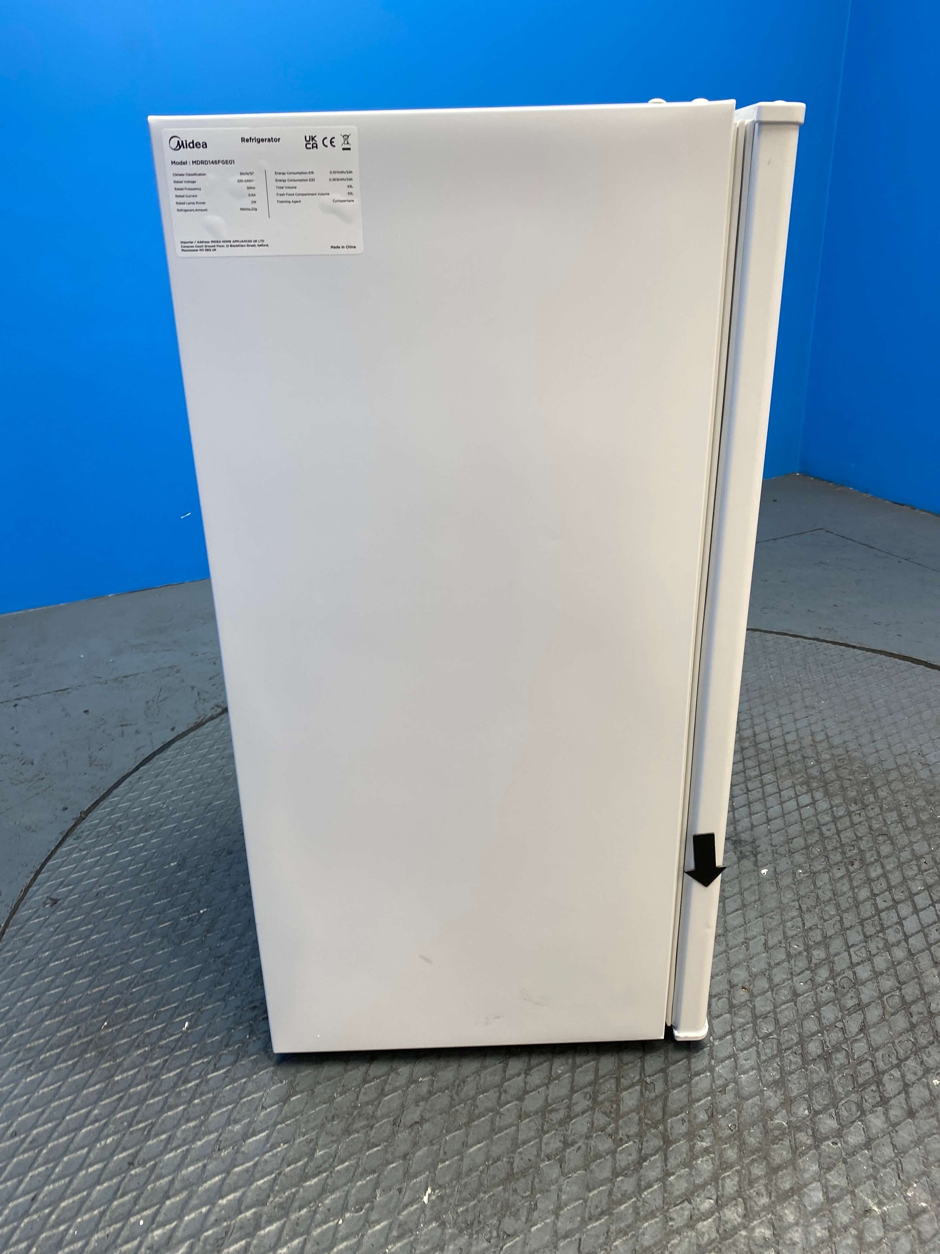 Midea MDRD125FGE01 80L Under Counter Mini Fridge