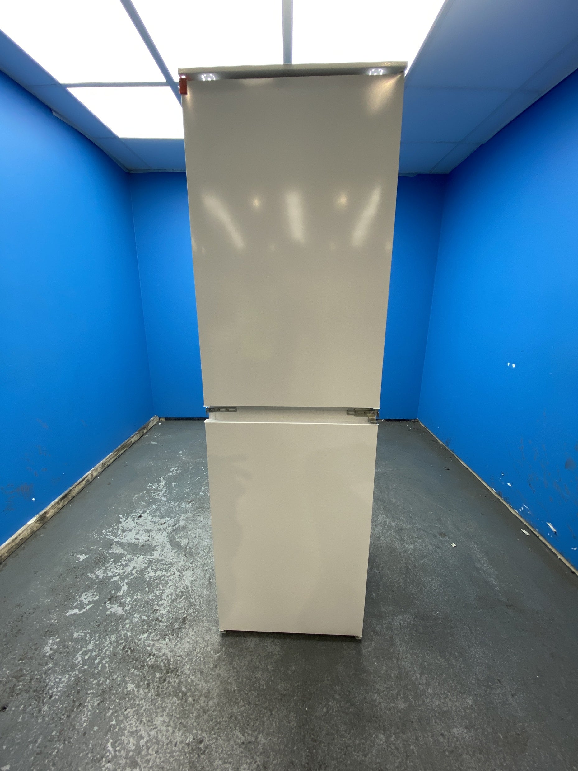 #GRC-155-980 - AEG 500 ColdSense LNS5LE18S5 Integrated 50/50 Low Frost Fridge Freezer