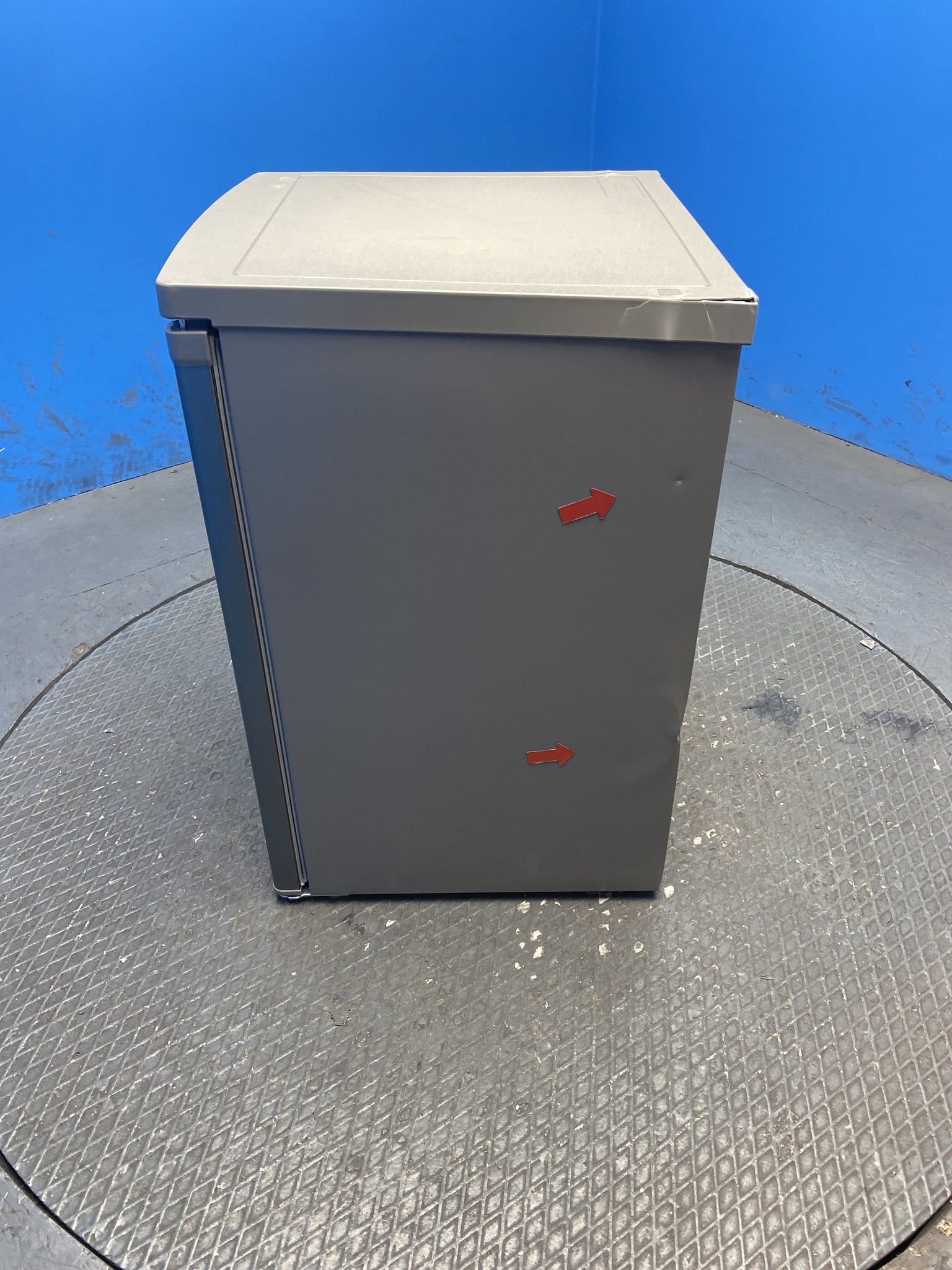 Igenix IG255X 136 Litre Undercounter Fridge