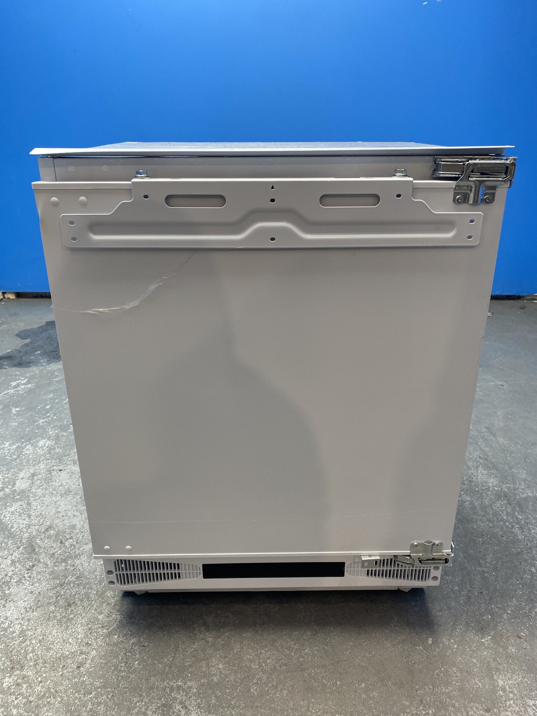 #GRC-154-353 - Candy CM4SE68EWK Integrated Under Counter Fridge with Ice Box